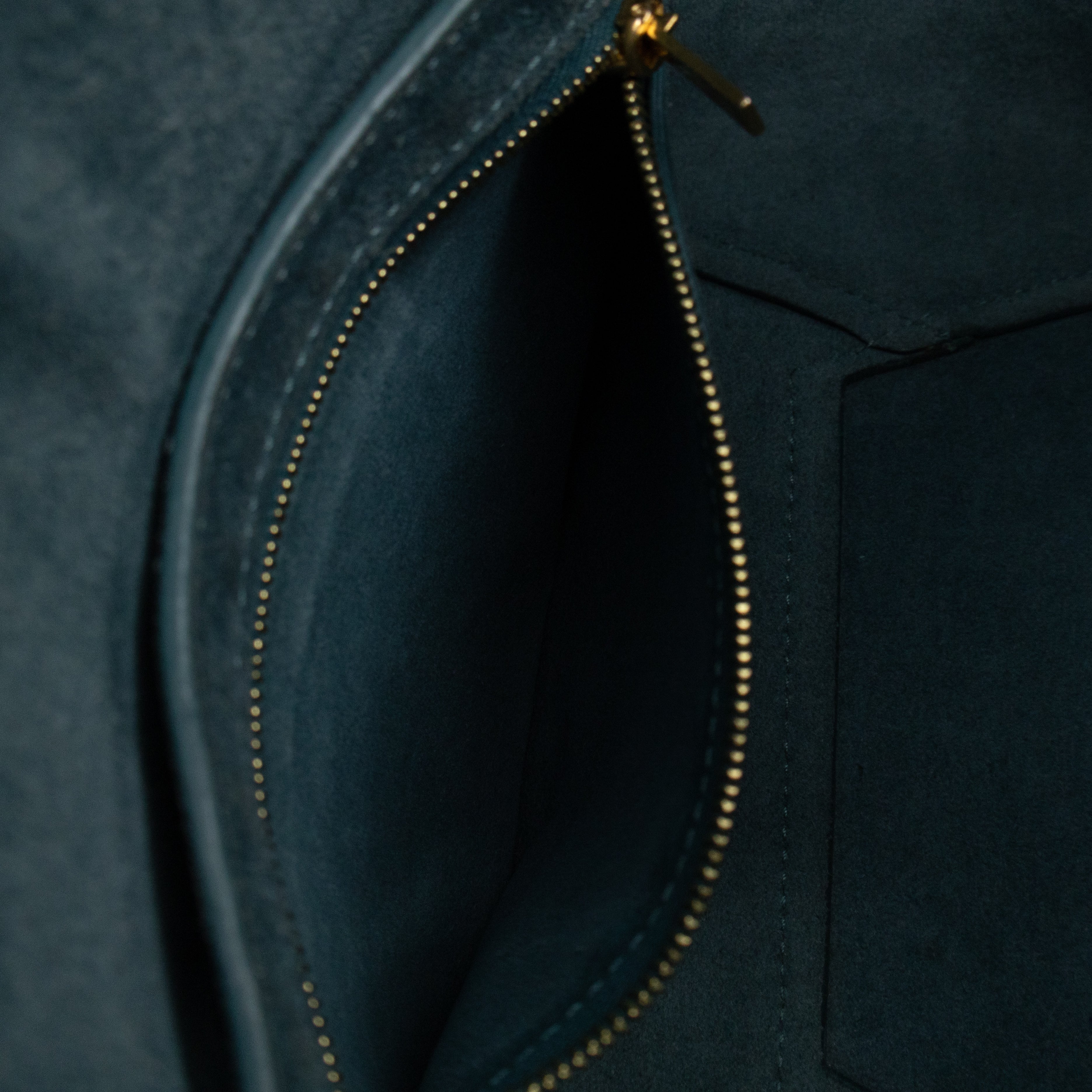 Sangle Seau Small Bucket Bag Turquoise Calfskin Leather