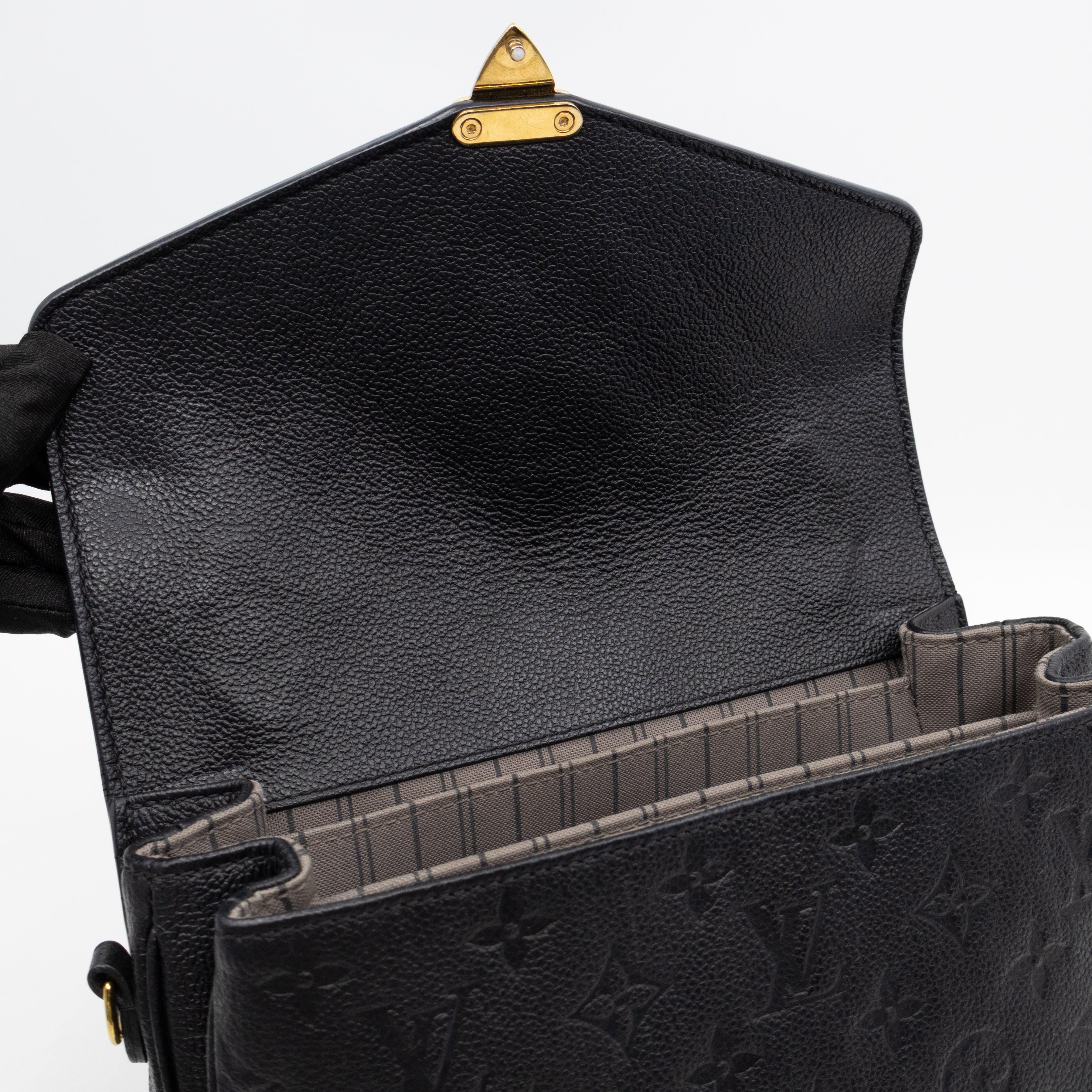 Pochette Metis Black Monogram Empreinte Leather