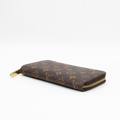 Zippy Wallet Monogram