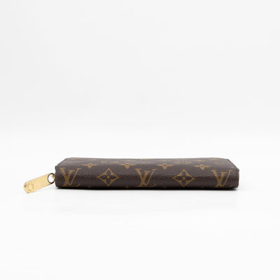 Zippy Wallet Monogram