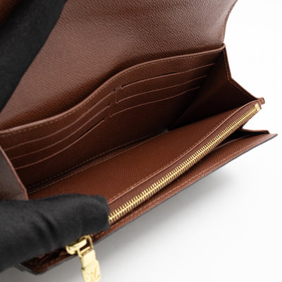 Sarah Wallet Monogram