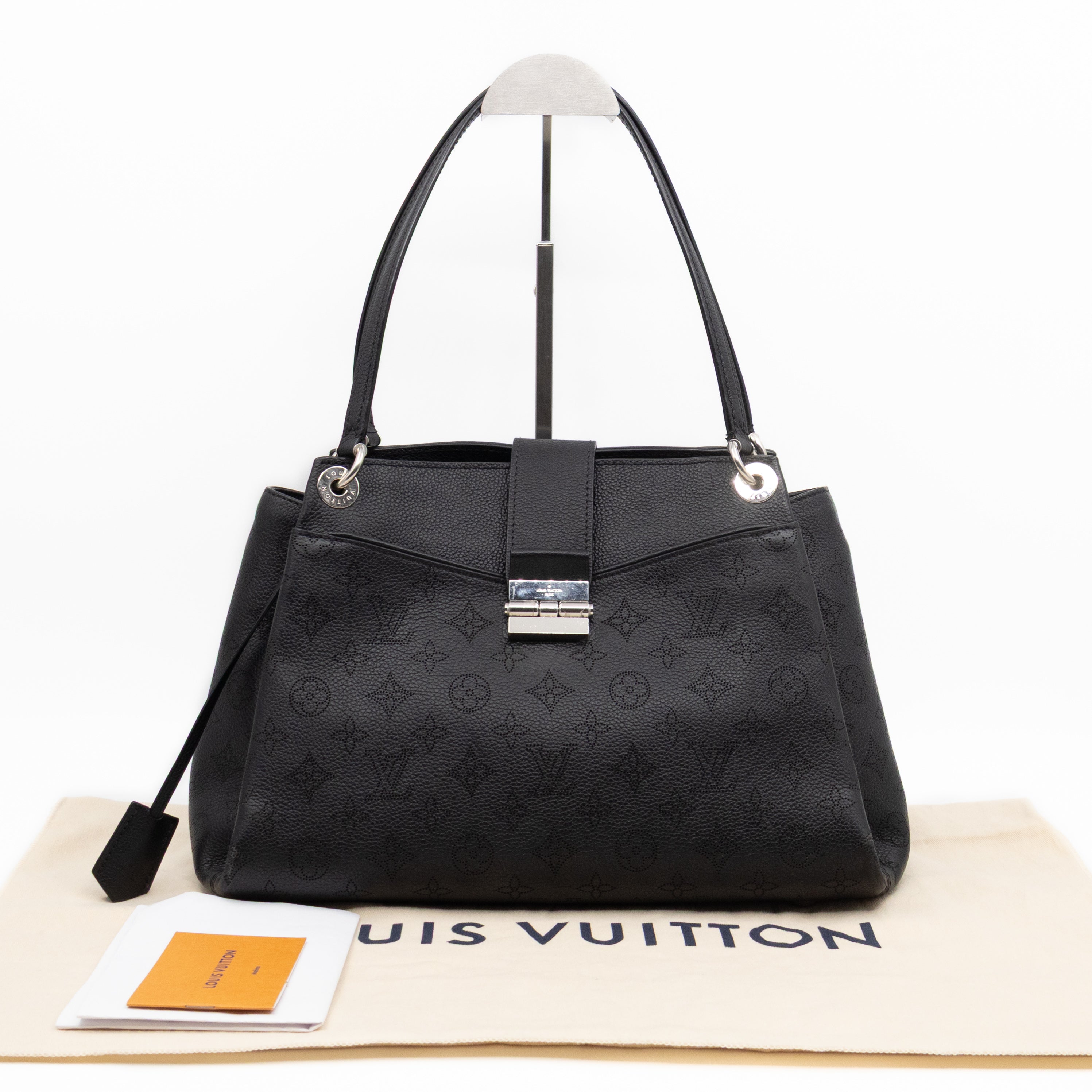 Sevres Mahina Black Leather