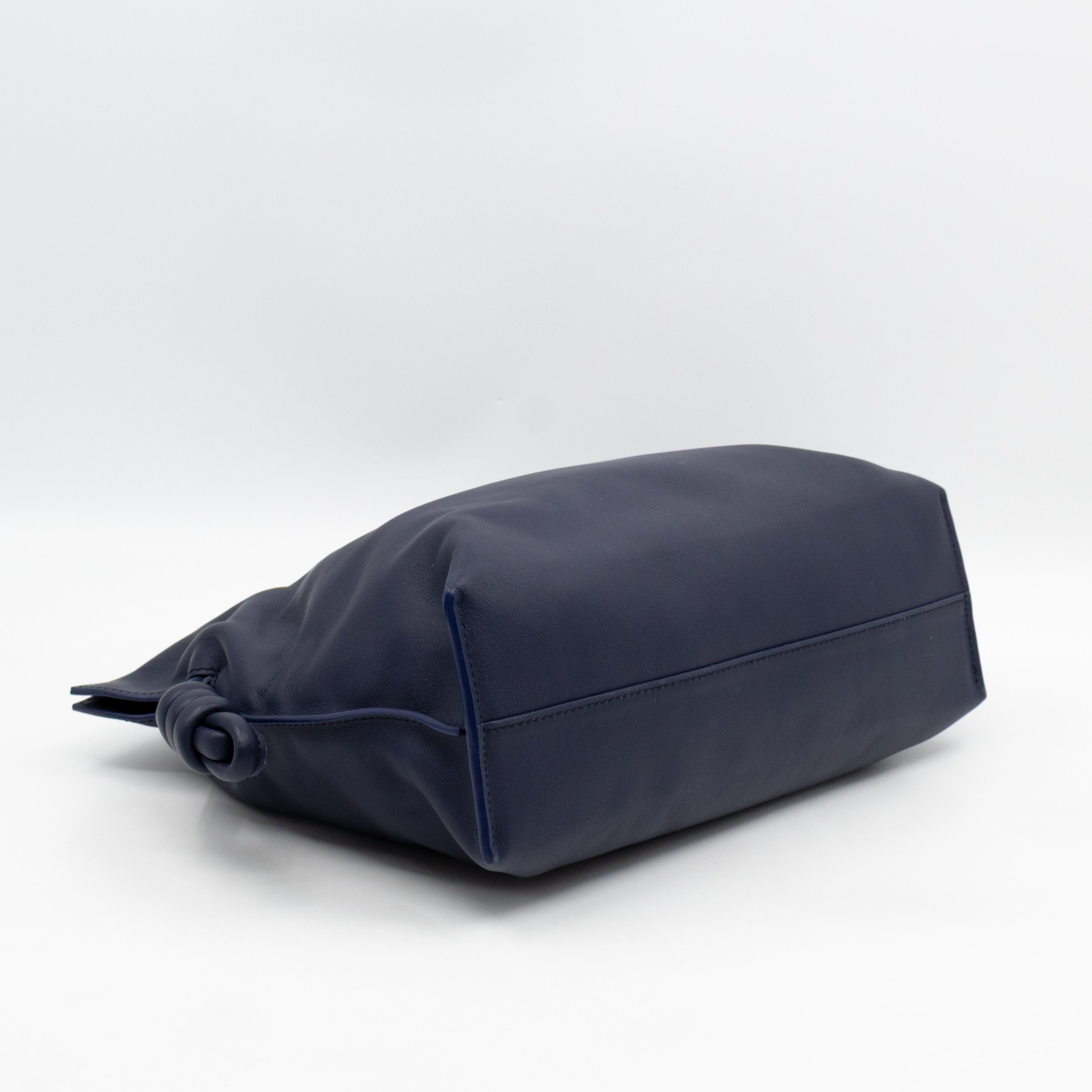 Flamenco Medium Bag with Spiral Strap Abyss Blue Leather