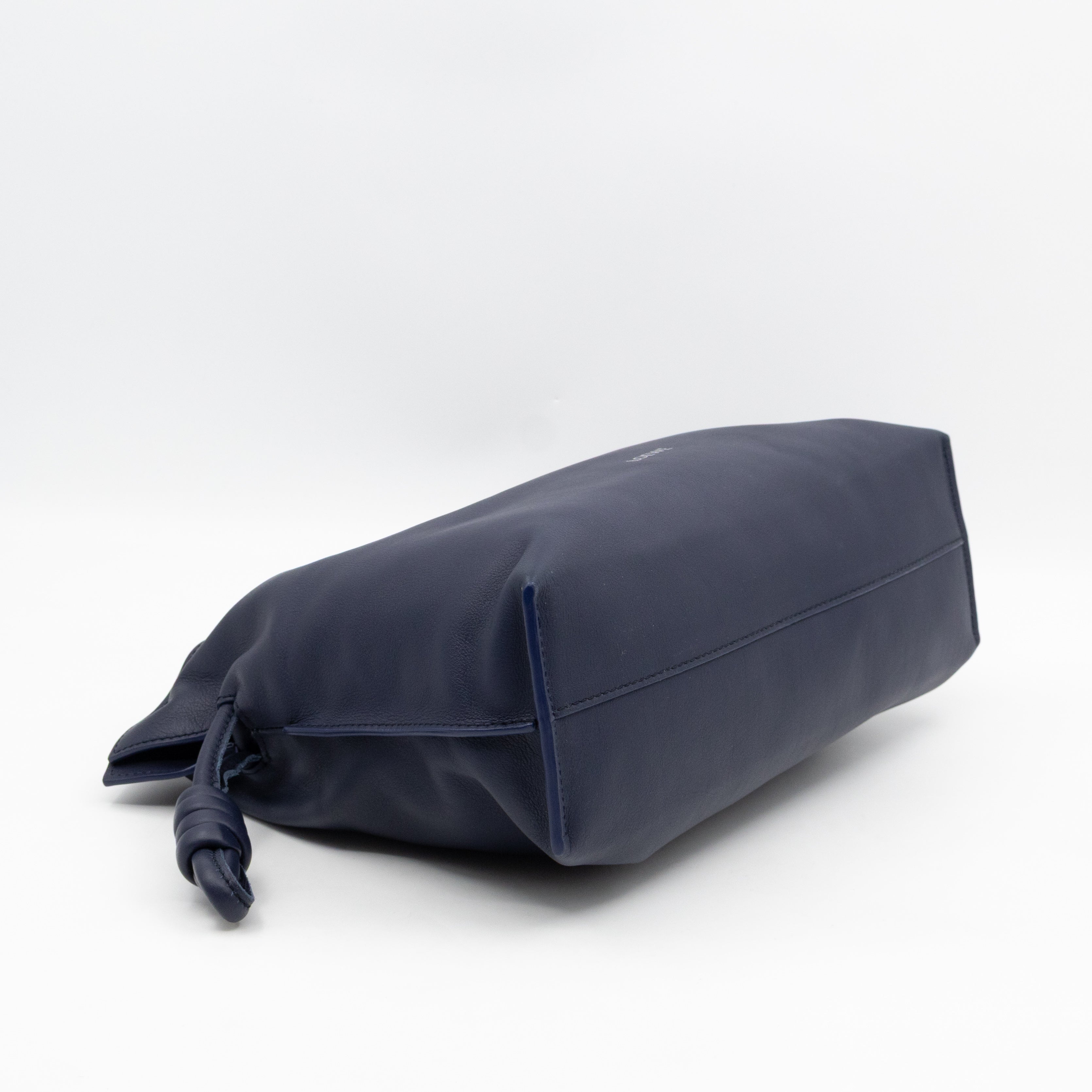 Flamenco Medium Bag with Spiral Strap Abyss Blue Leather