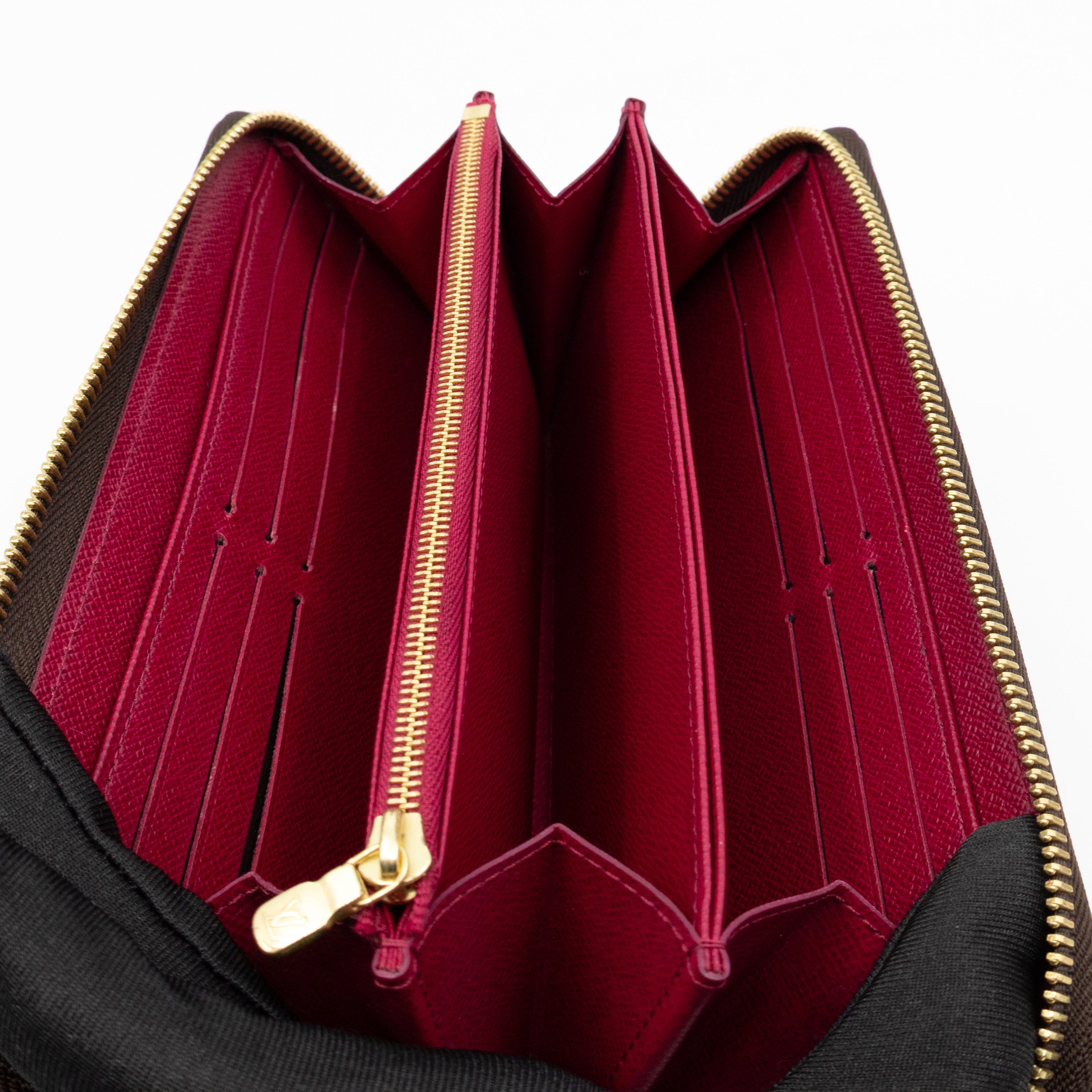 Zippy Wallet Monogram Fuchsia