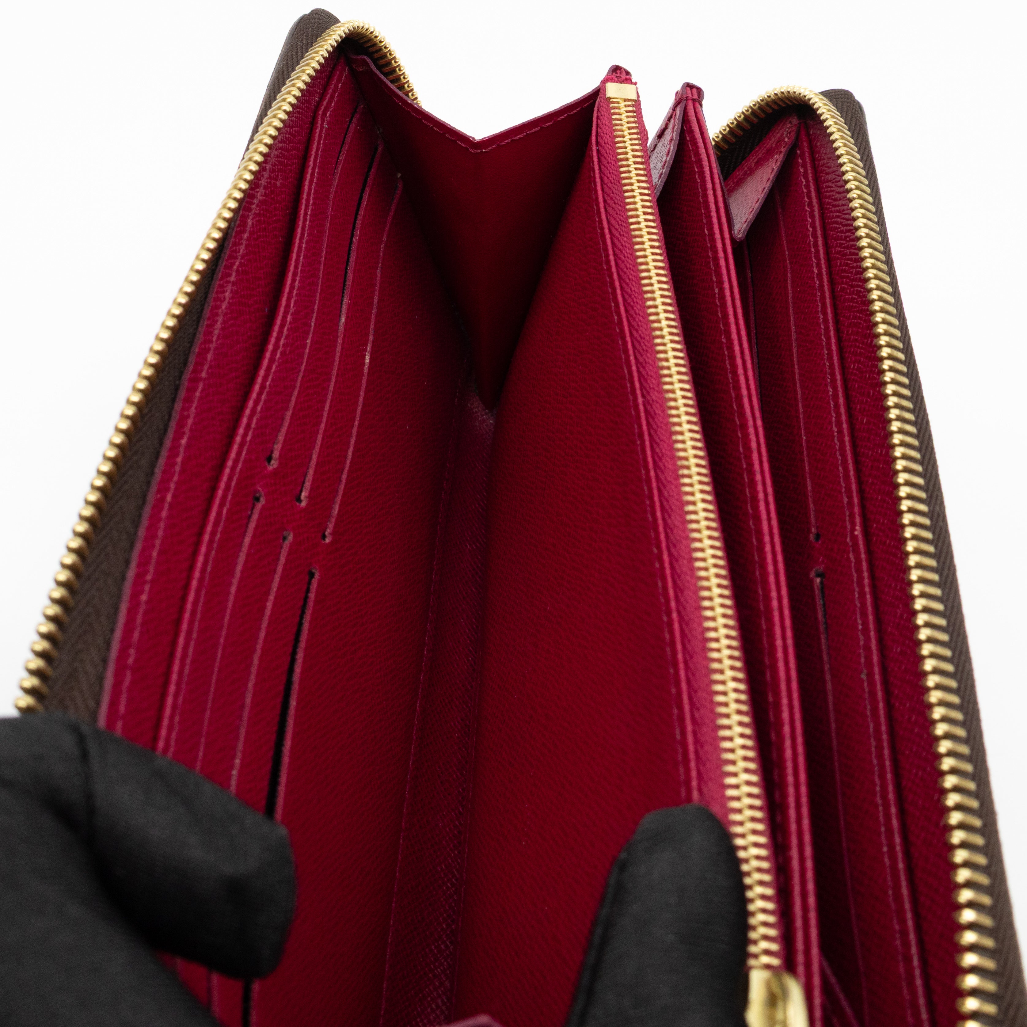 Zippy Wallet Monogram Fuchsia