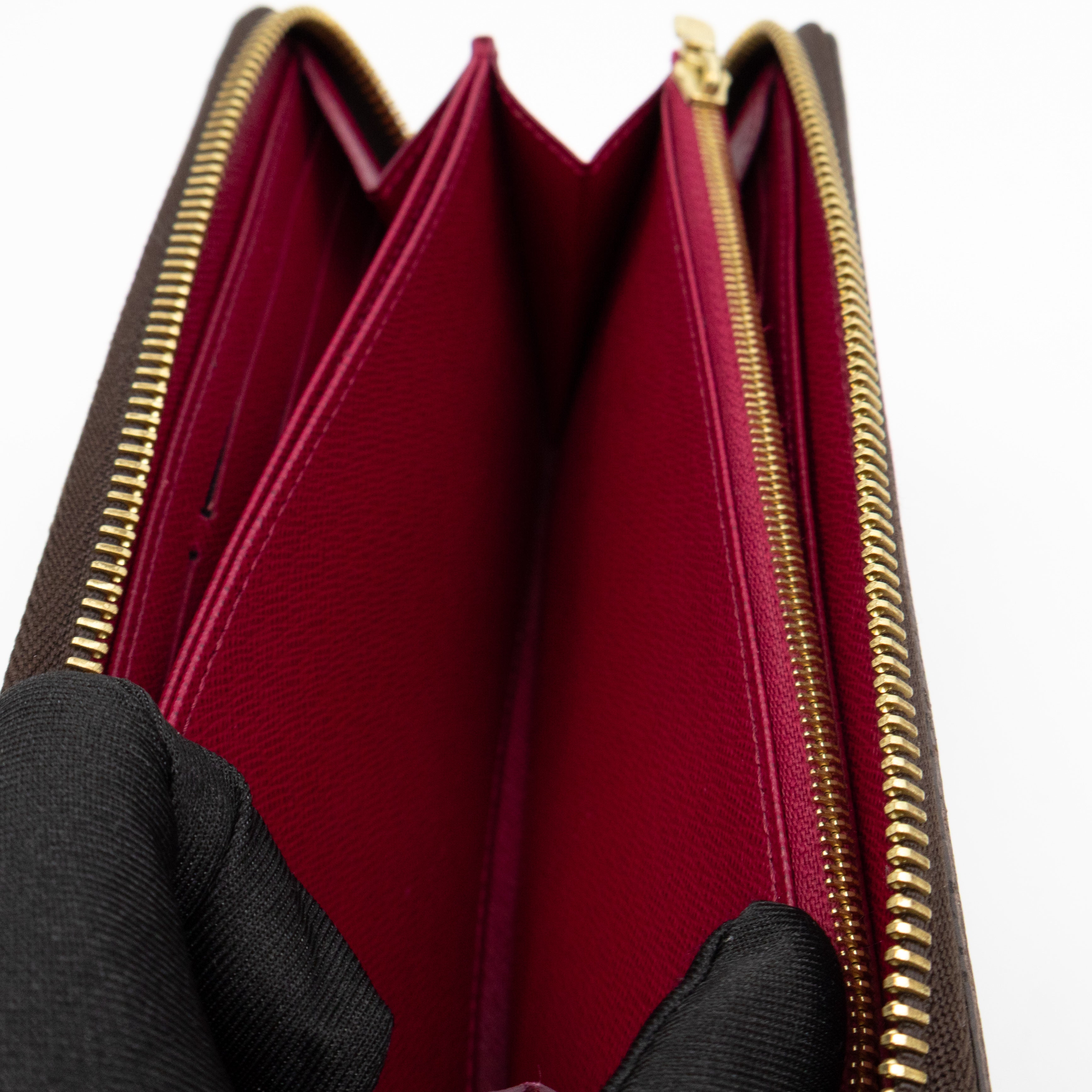 Zippy Wallet Monogram Fuchsia