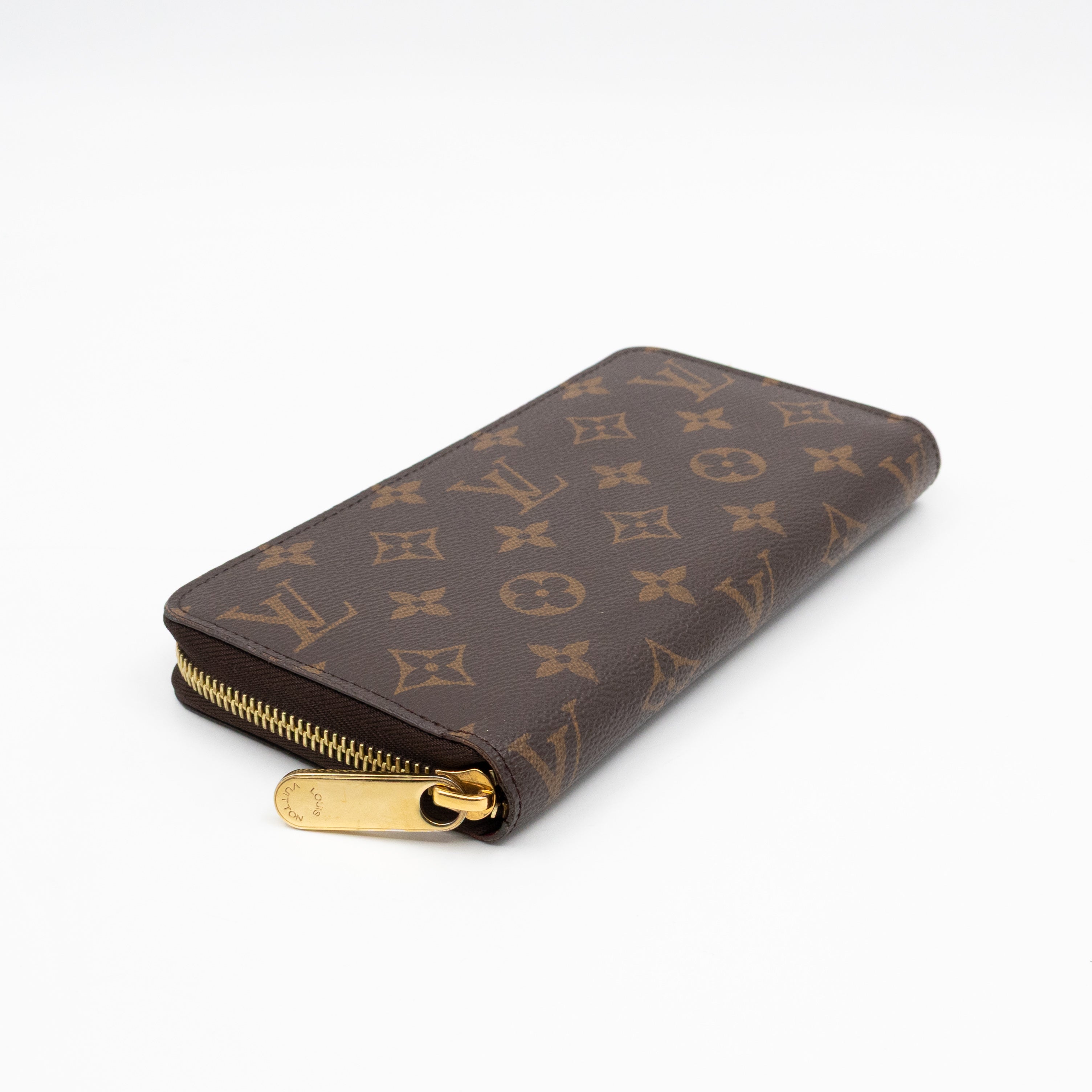 Zippy Wallet Monogram Fuchsia