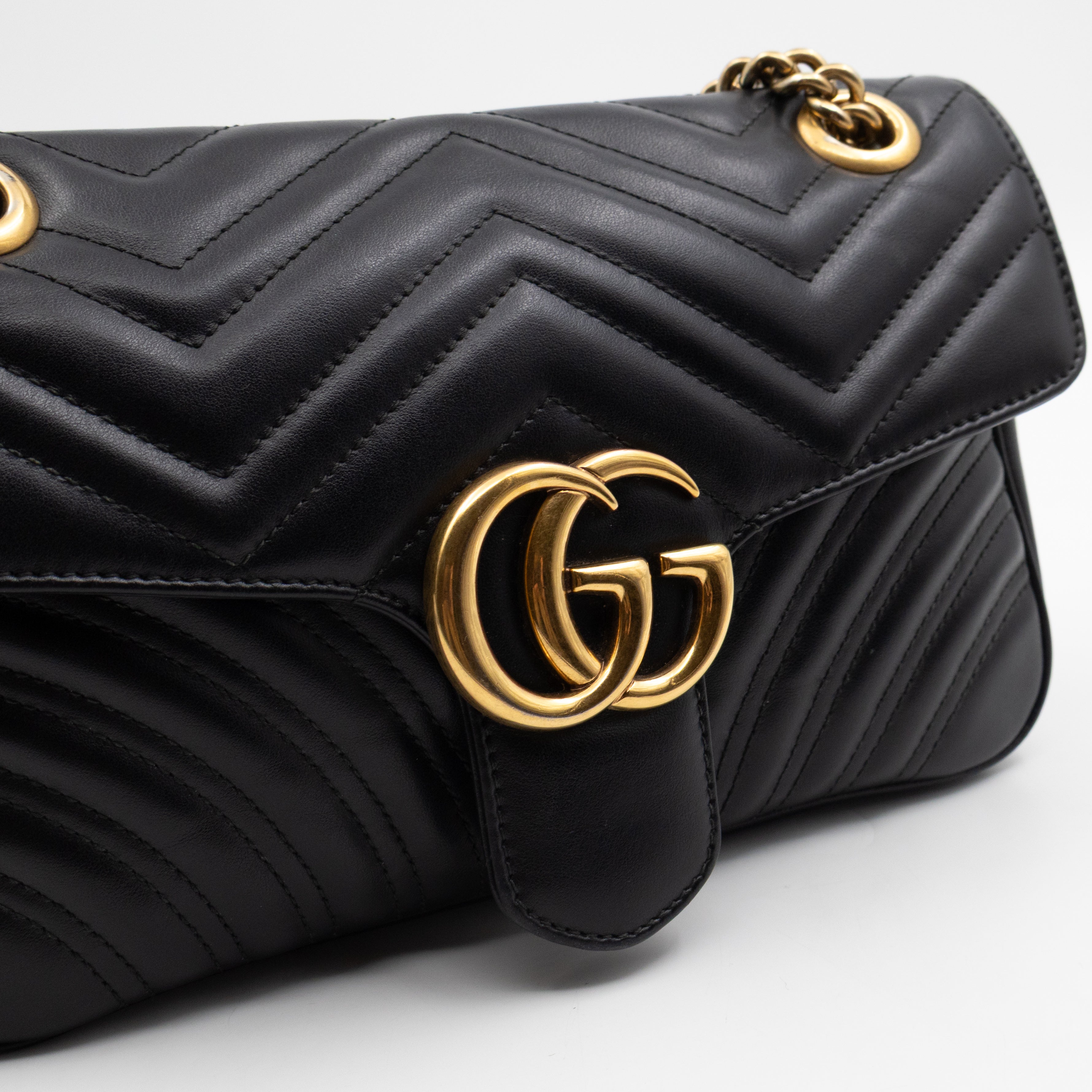 GG Marmont Flap Medium Black Leather