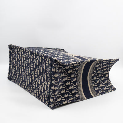 Book Tote Large Blue Oblique Embroidery