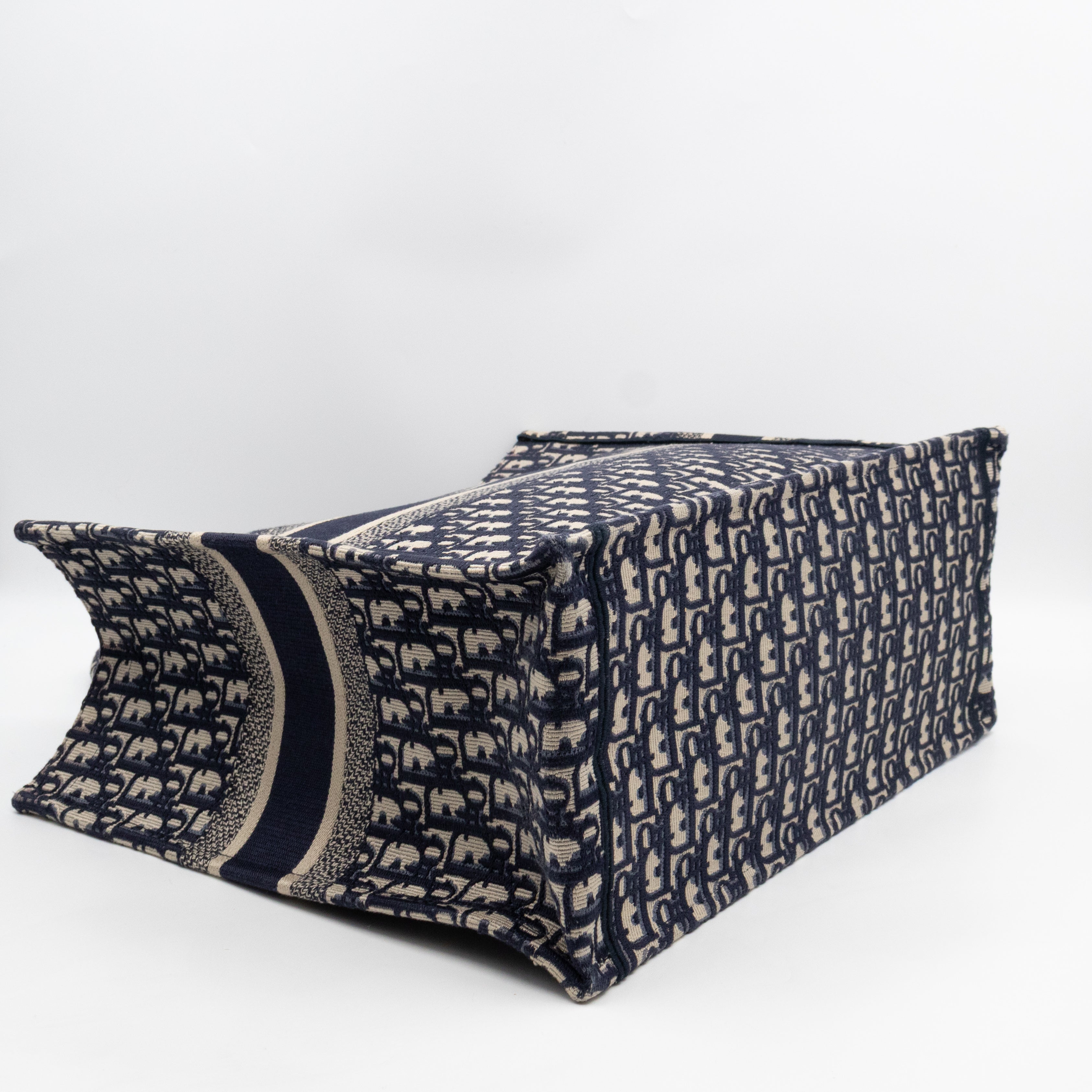 Book Tote Large Blue Oblique Embroidery