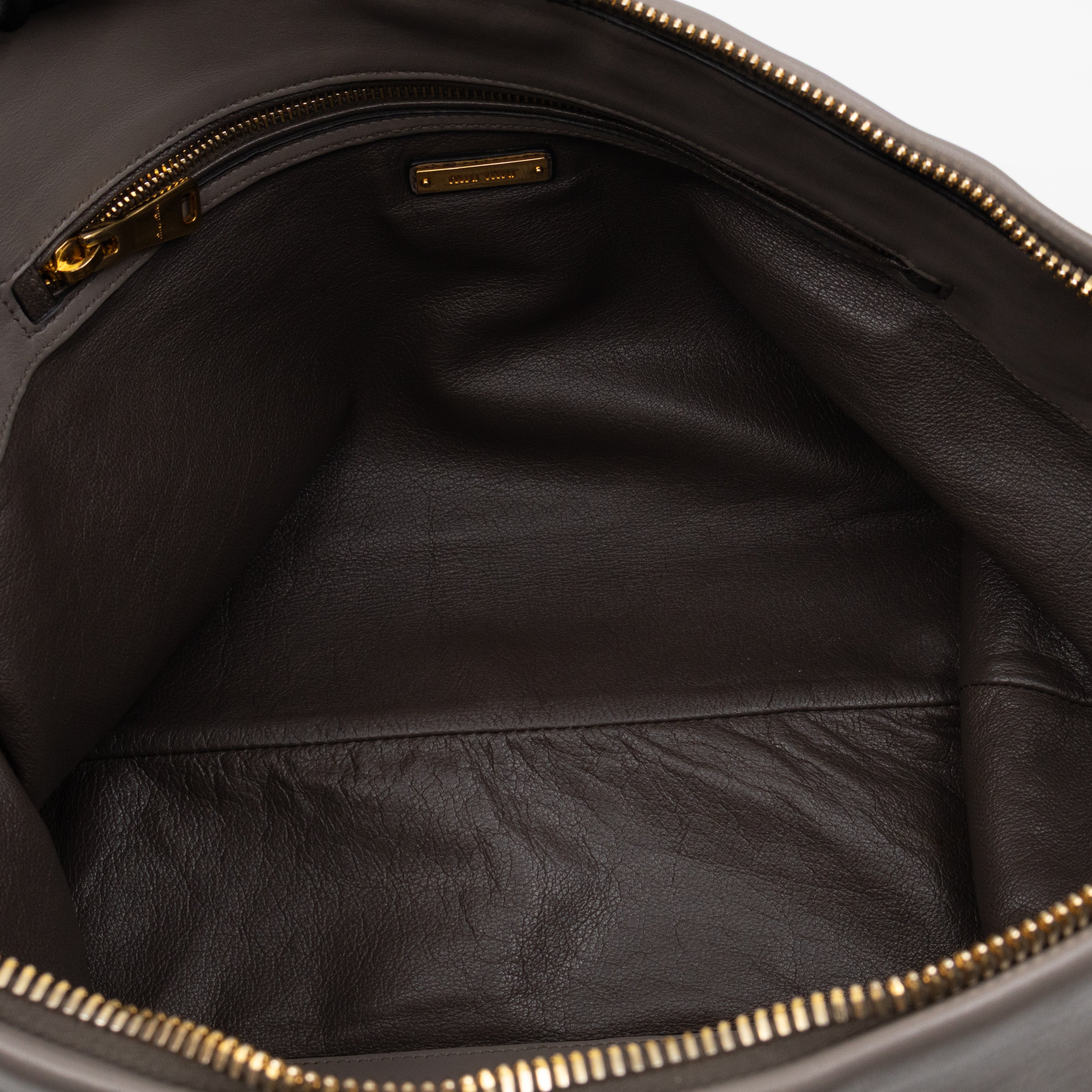 Shoulder Bag Argilla Grey Soft Calf Leather