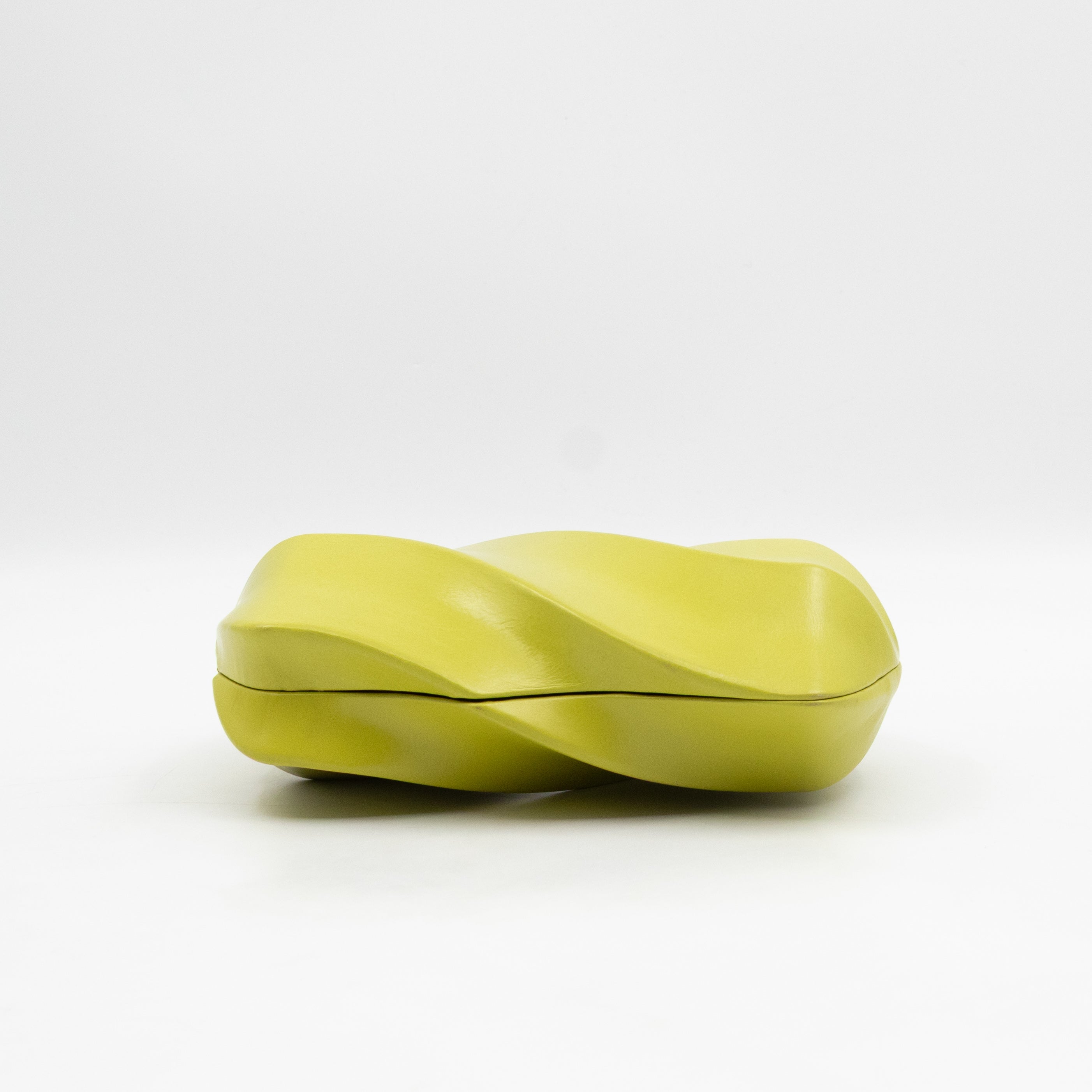 Whirl Spiral Clutch Kiwi Leather