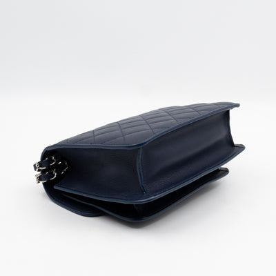 CC Box Flap Bag Blue Leather