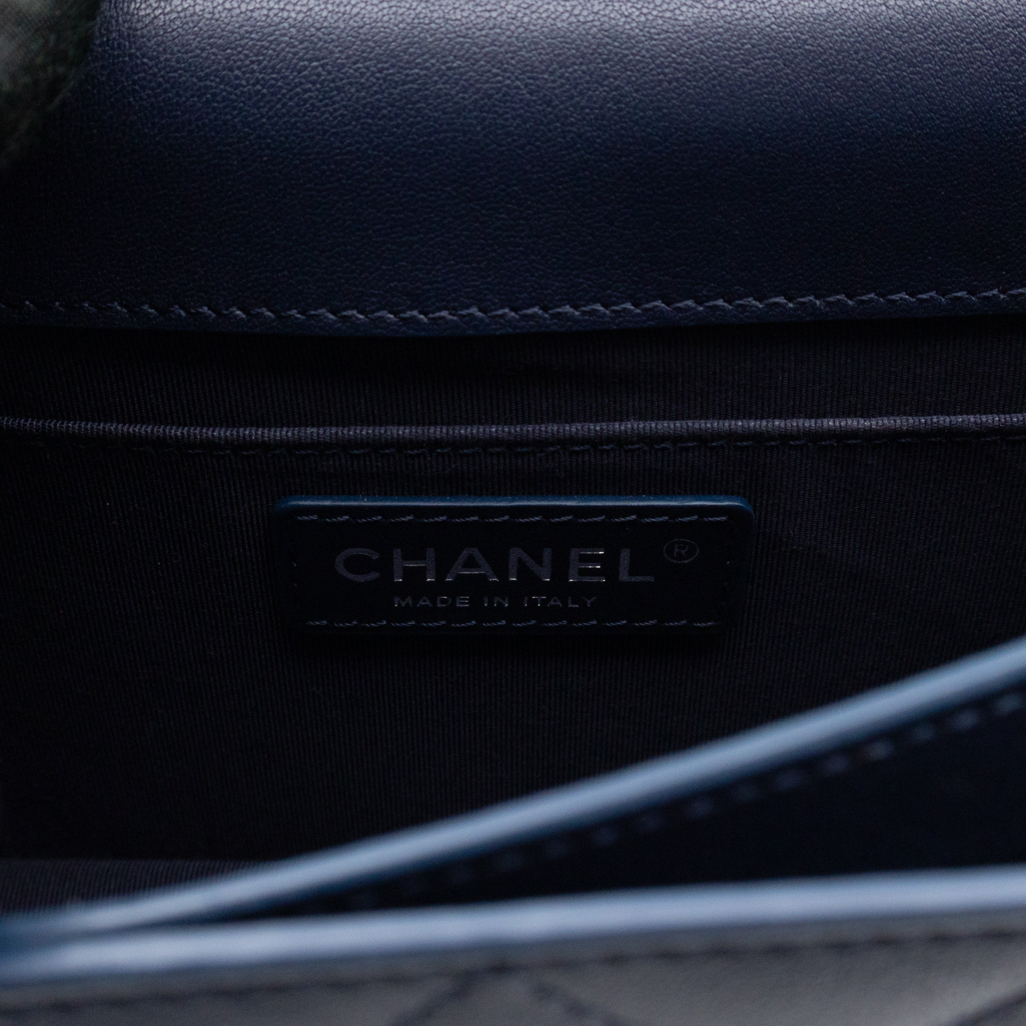 CC Box Flap Bag Blue Leather
