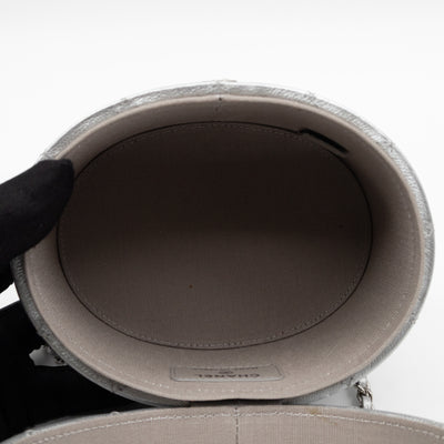 Vanity On CC With Chain Silver Leather