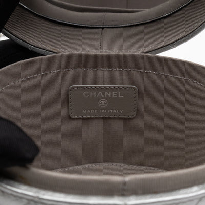 Vanity On CC With Chain Silver Leather