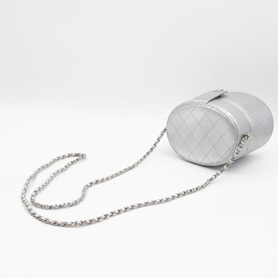 Vanity On CC With Chain Silver Leather