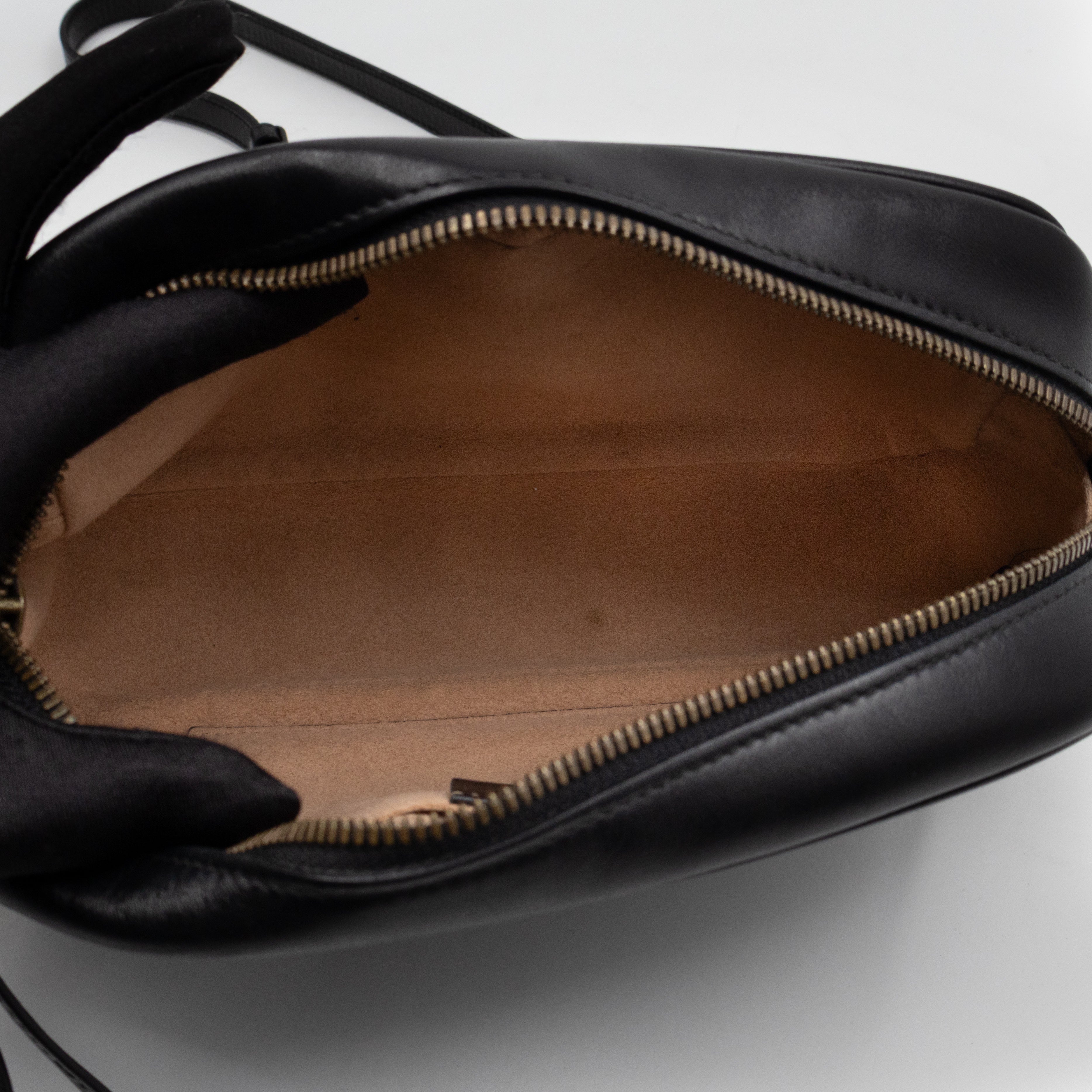 GG Marmont Small Camera Bag Black Leather