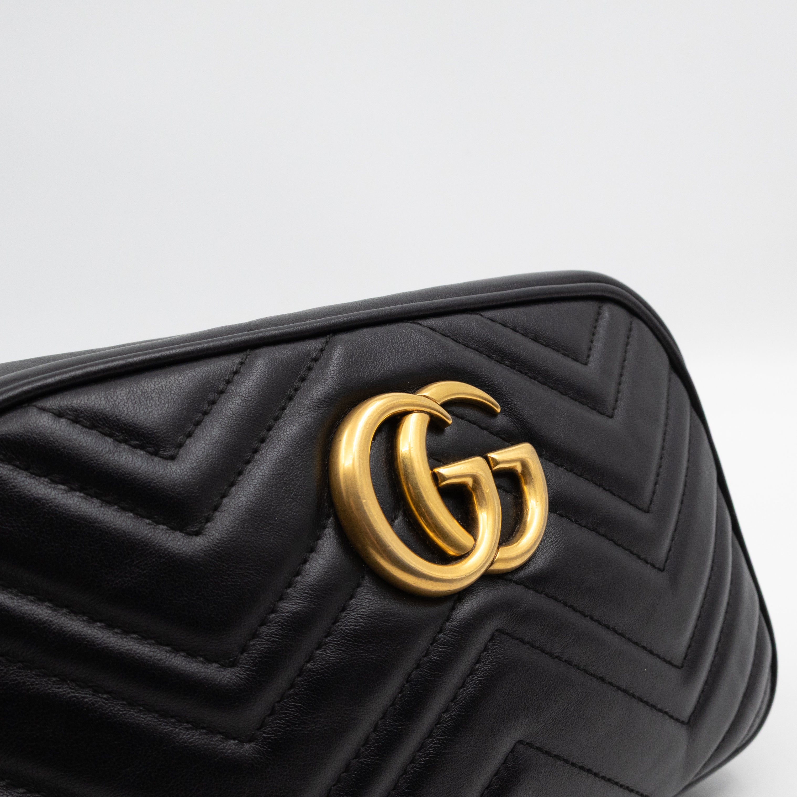 GG Marmont Small Camera Bag Black Leather