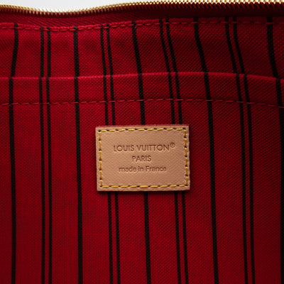 Neverfull Pochette Monogram Cerise