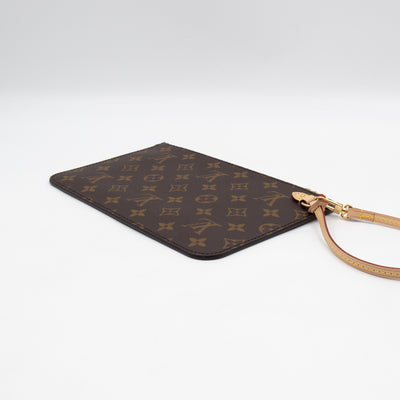 Neverfull Pochette Monogram Cerise