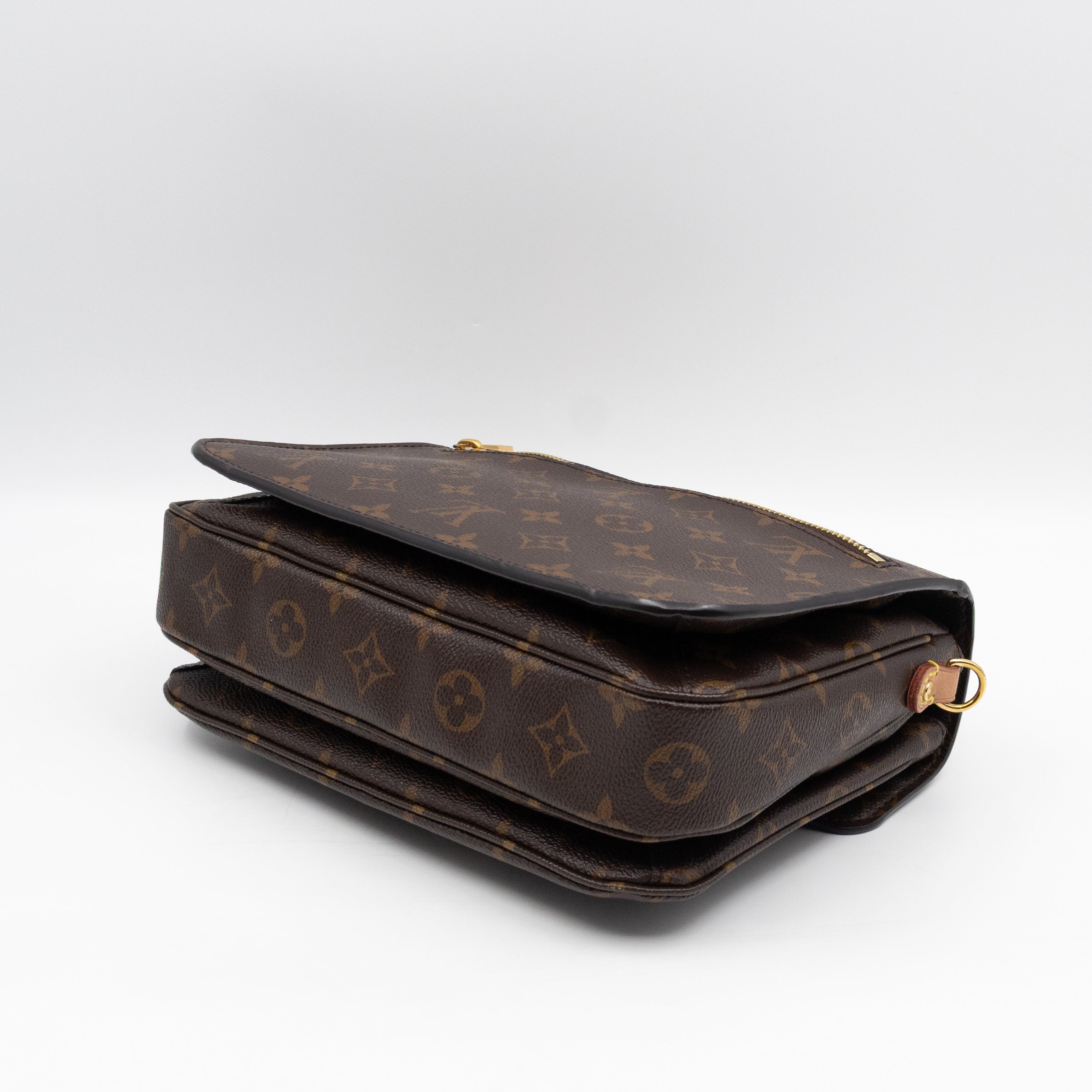 Pochette Metis Monogram