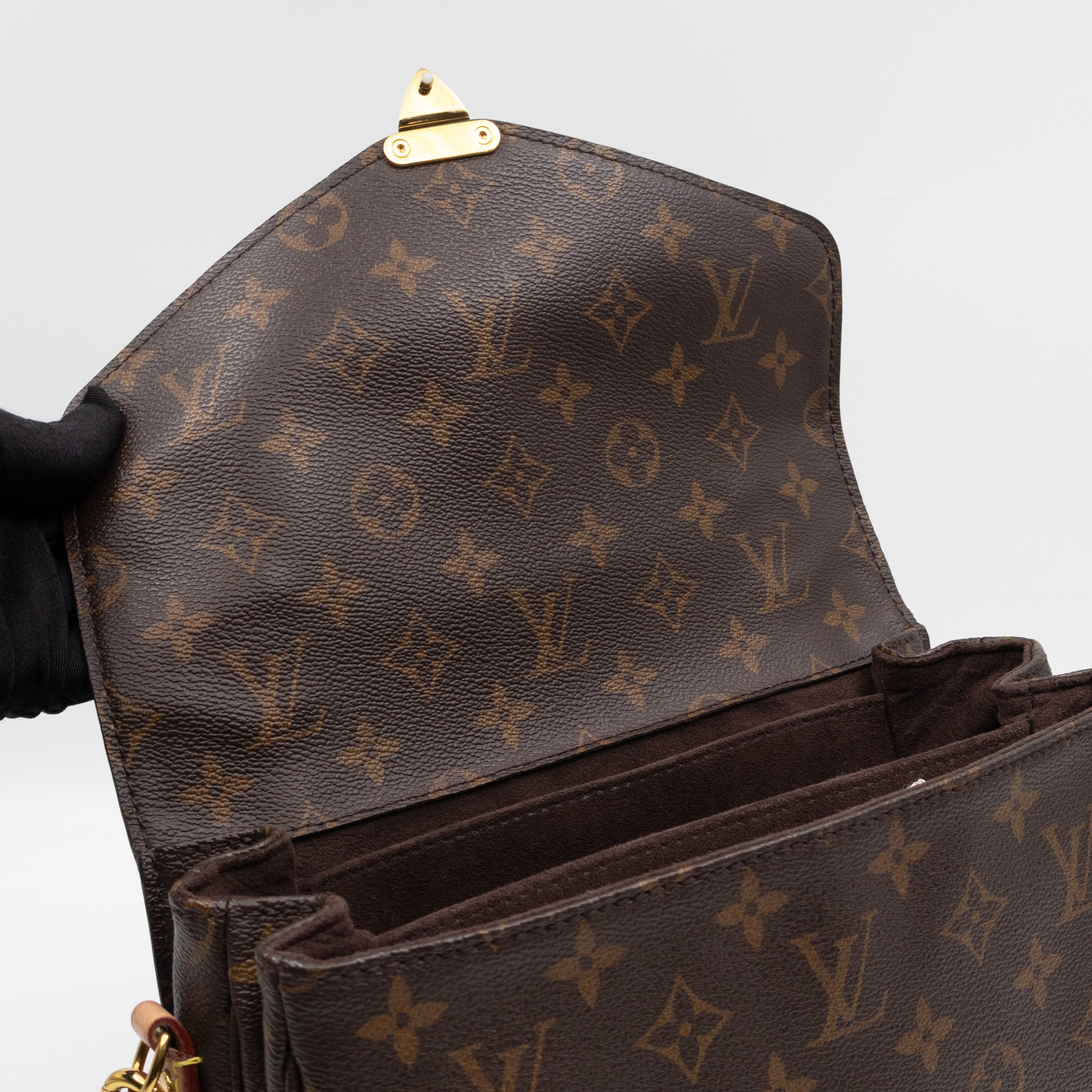 Pochette Metis Monogram