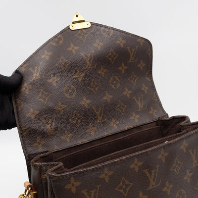 Pochette Metis Monogram