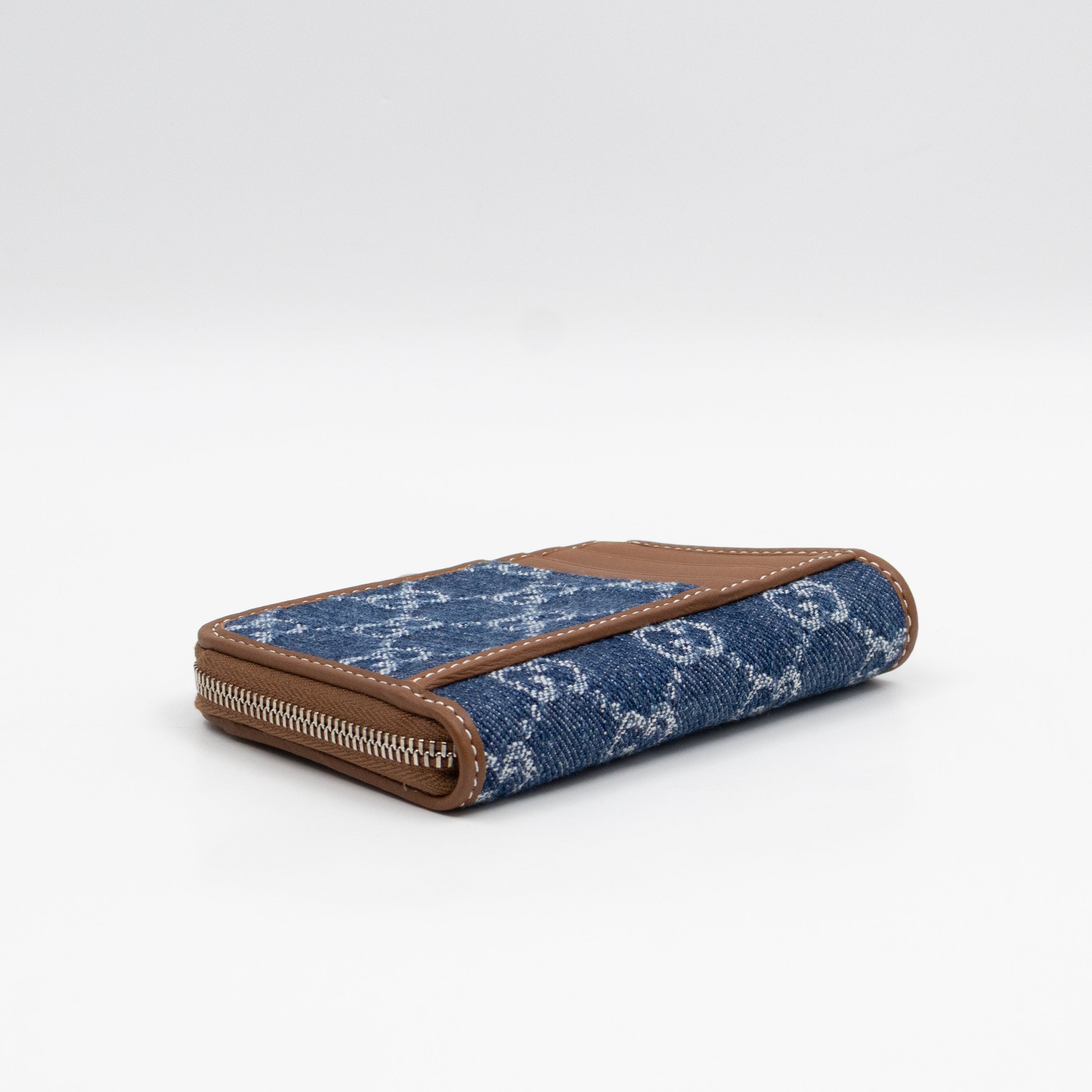 Emblem Zipped Card Holder Blue Denim Caramel Leather