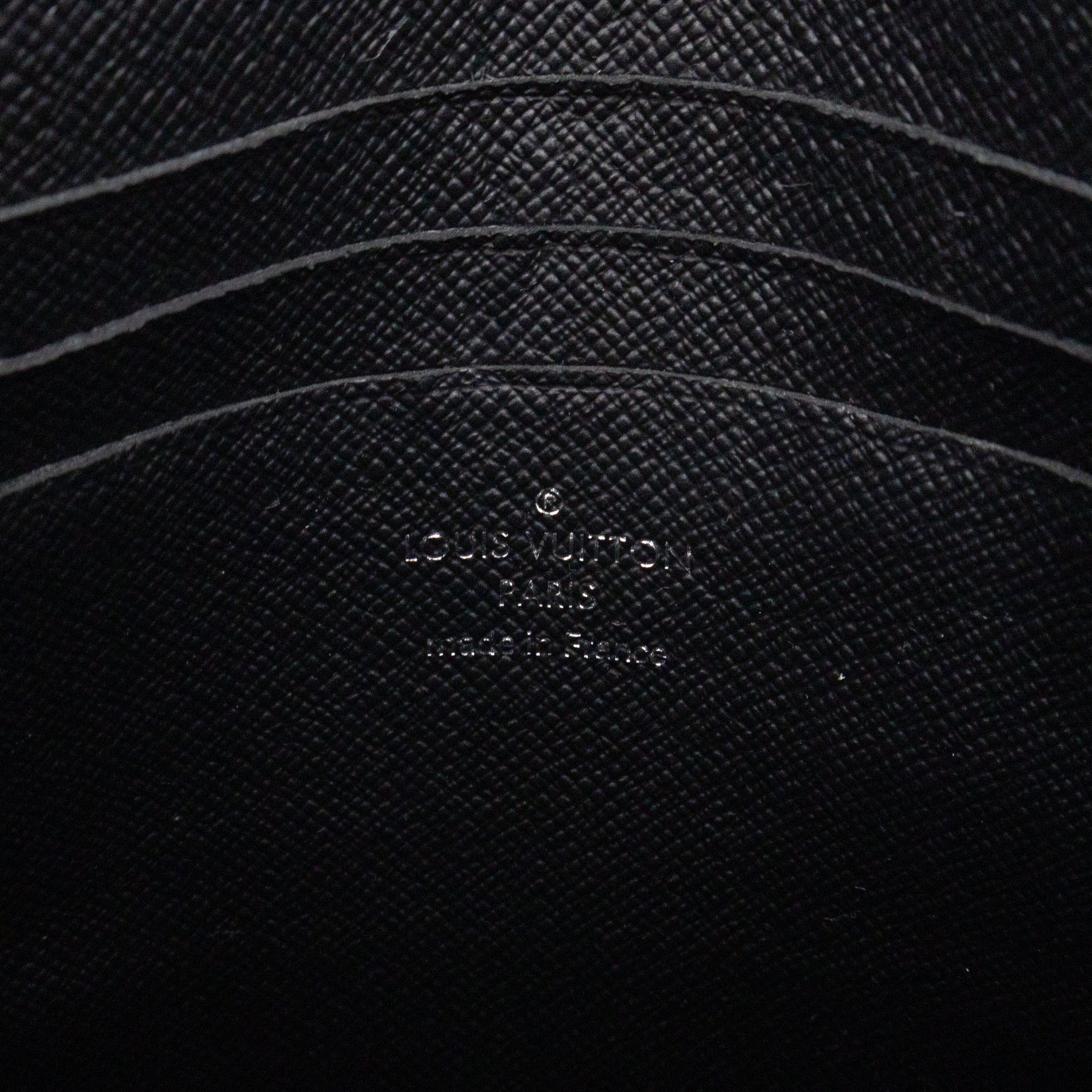 Christopher Wearable Wallet Monogram Macassar