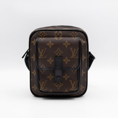 Christopher Wearable Wallet Monogram Macassar