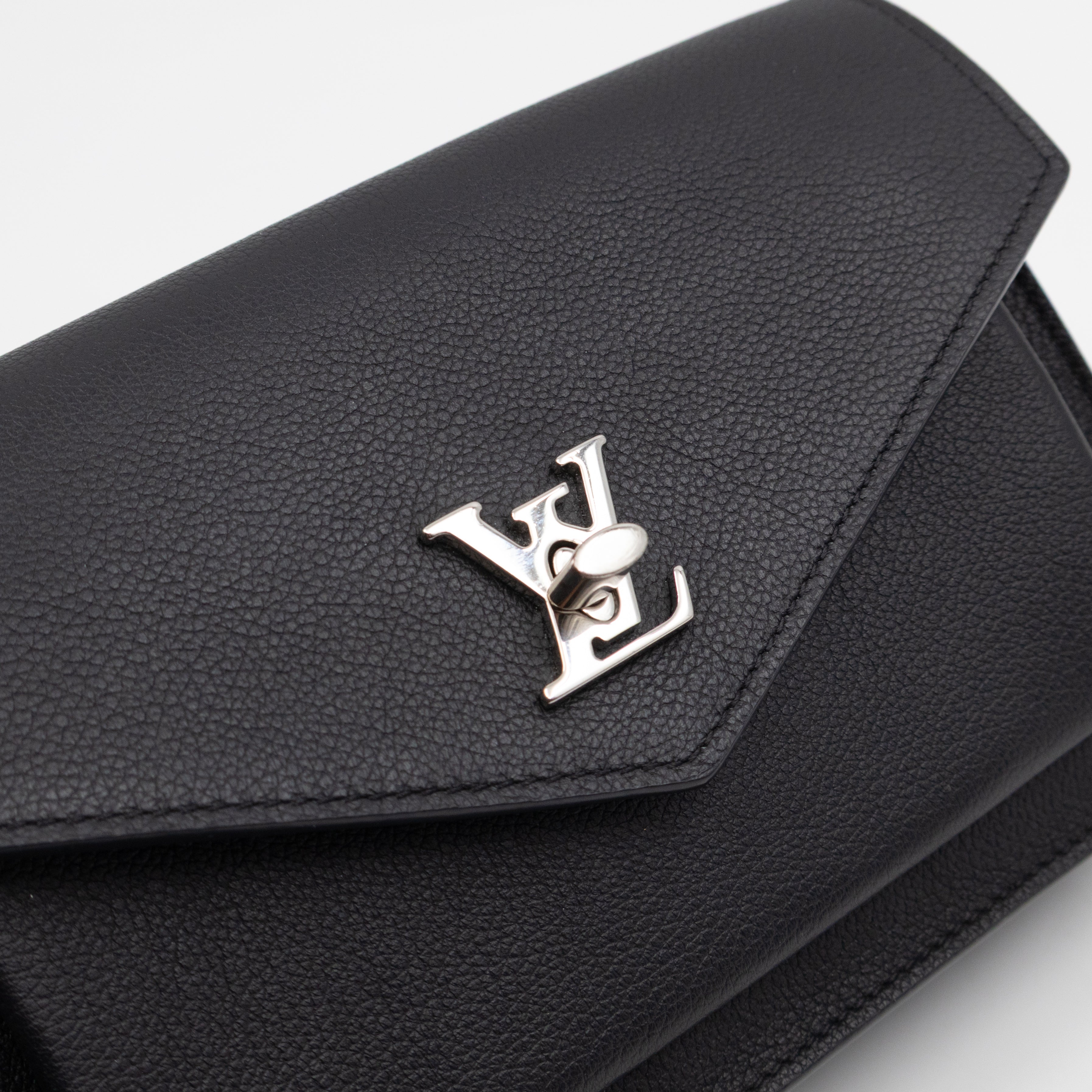 Mylockme Chain Pochette Black Leather