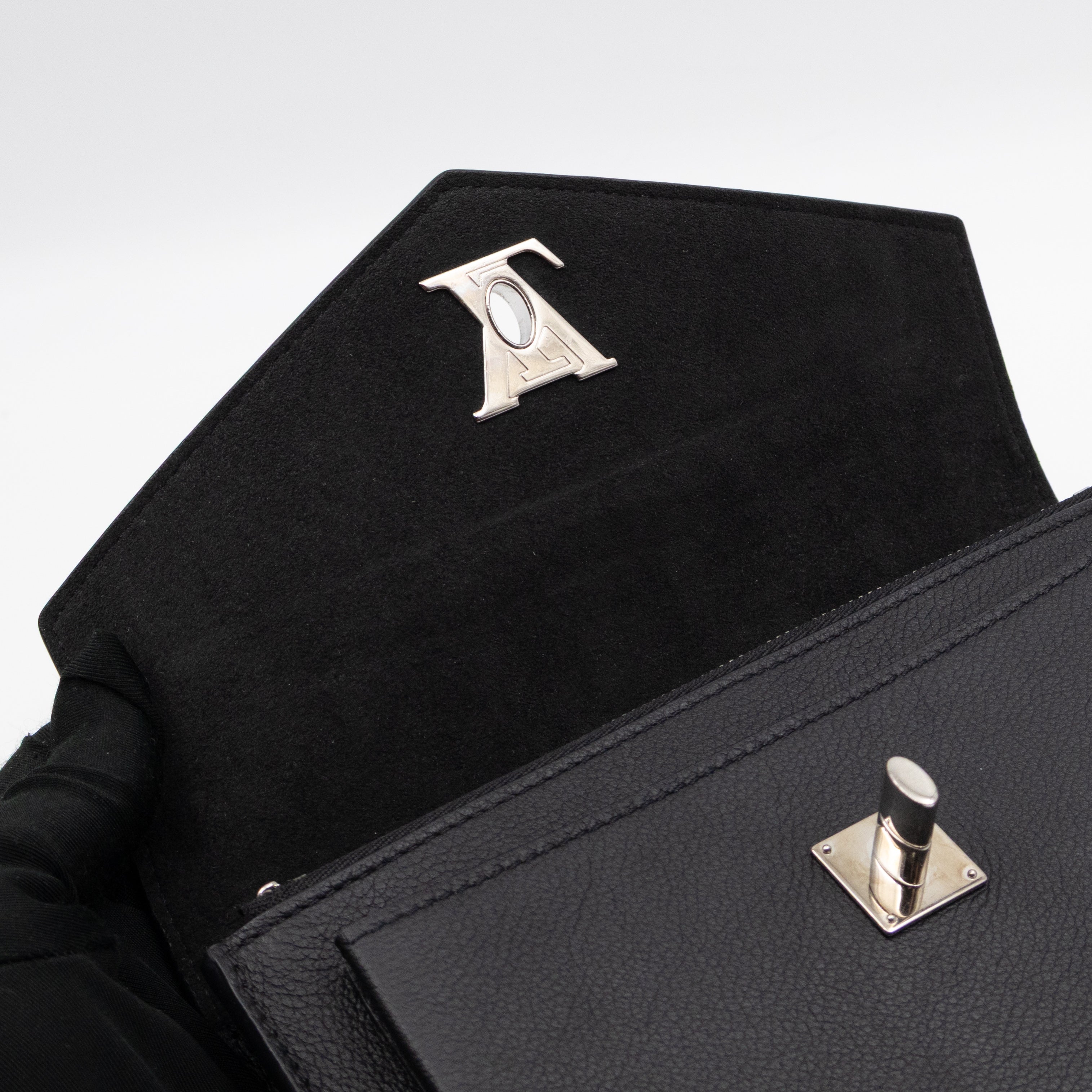 Mylockme Chain Pochette Black Leather
