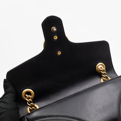 GG Marmont Flap Medium Black Leather