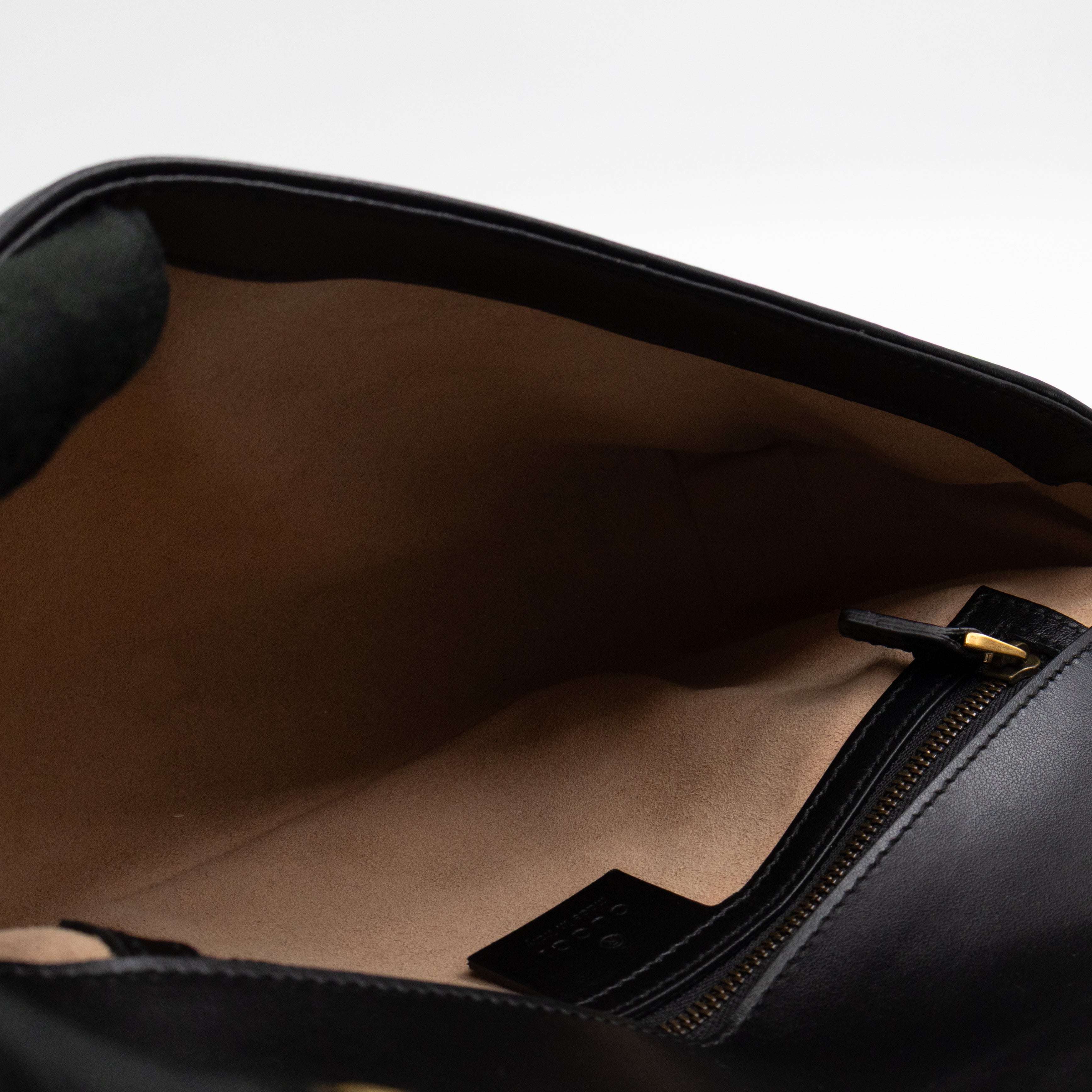 GG Marmont Flap Medium Black Leather