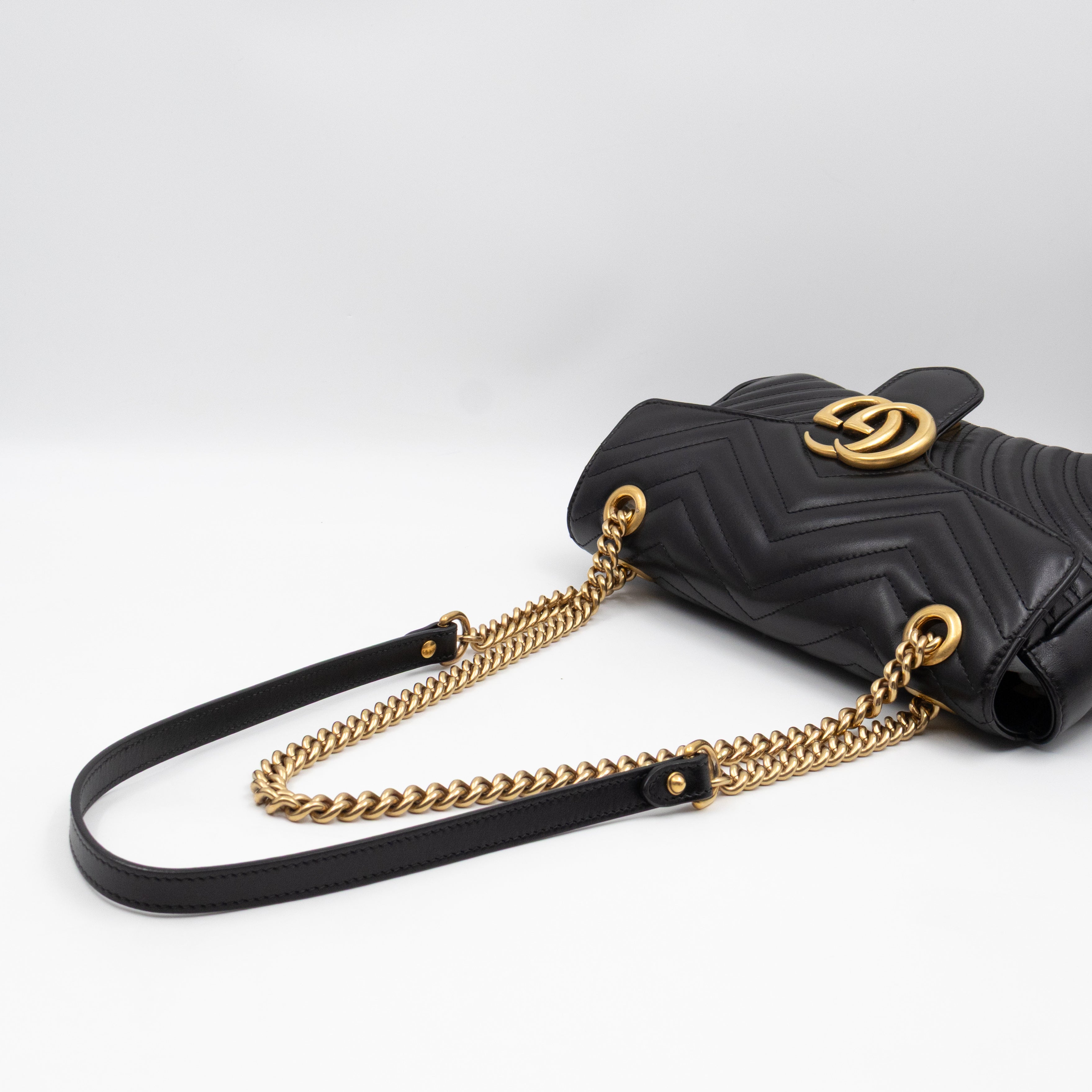 GG Marmont Flap Medium Black Leather