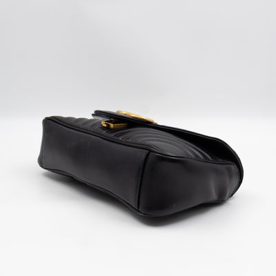 GG Marmont Flap Medium Black Leather