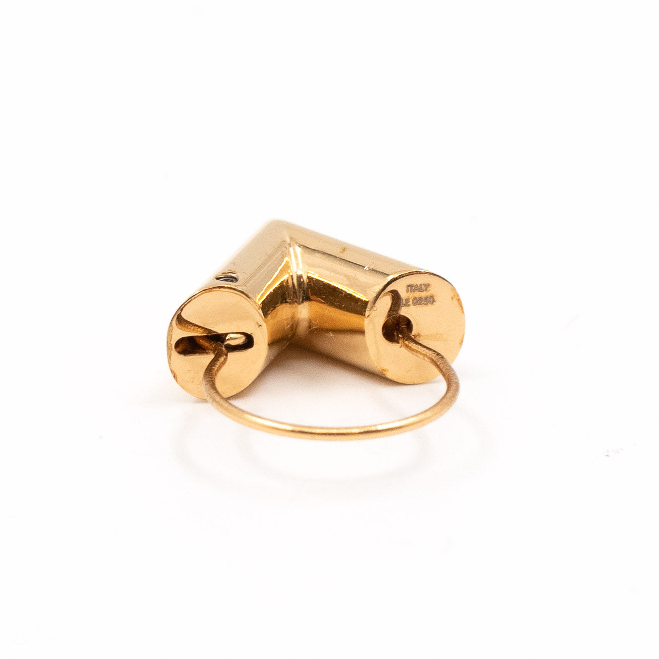 Essential V Hoops