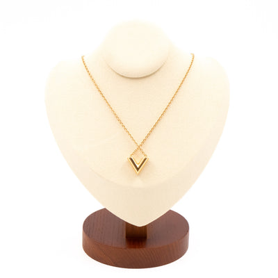 Essential V Necklace