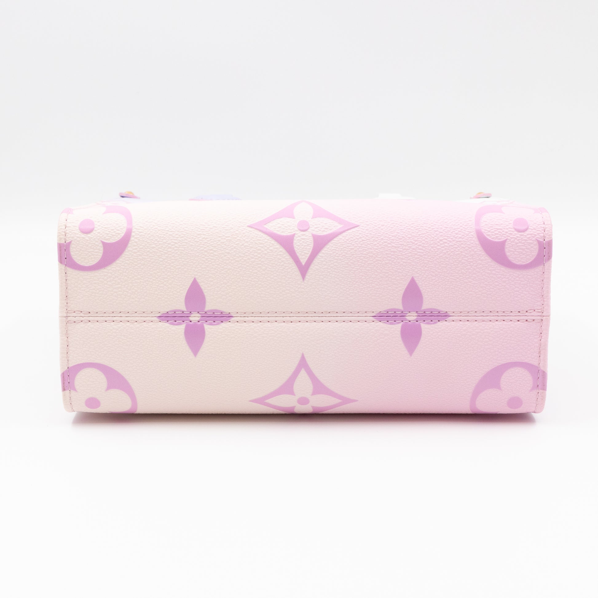 Louis Vuitton – Louis Vuitton Onthego PM Sunrise Pastel Spring in the City  – Queen Station