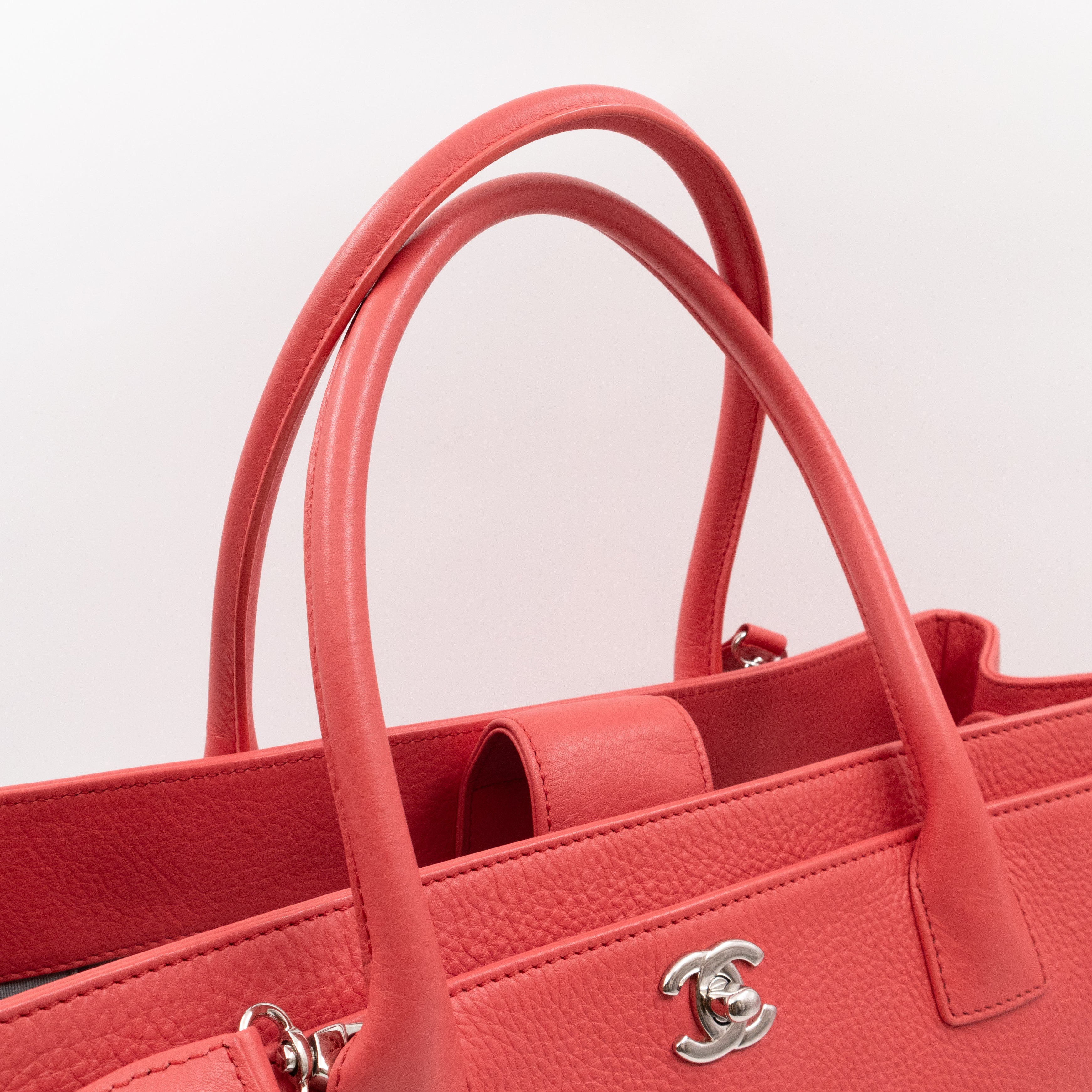 Executive Cerf Tote Coral Pink Leather Silver
