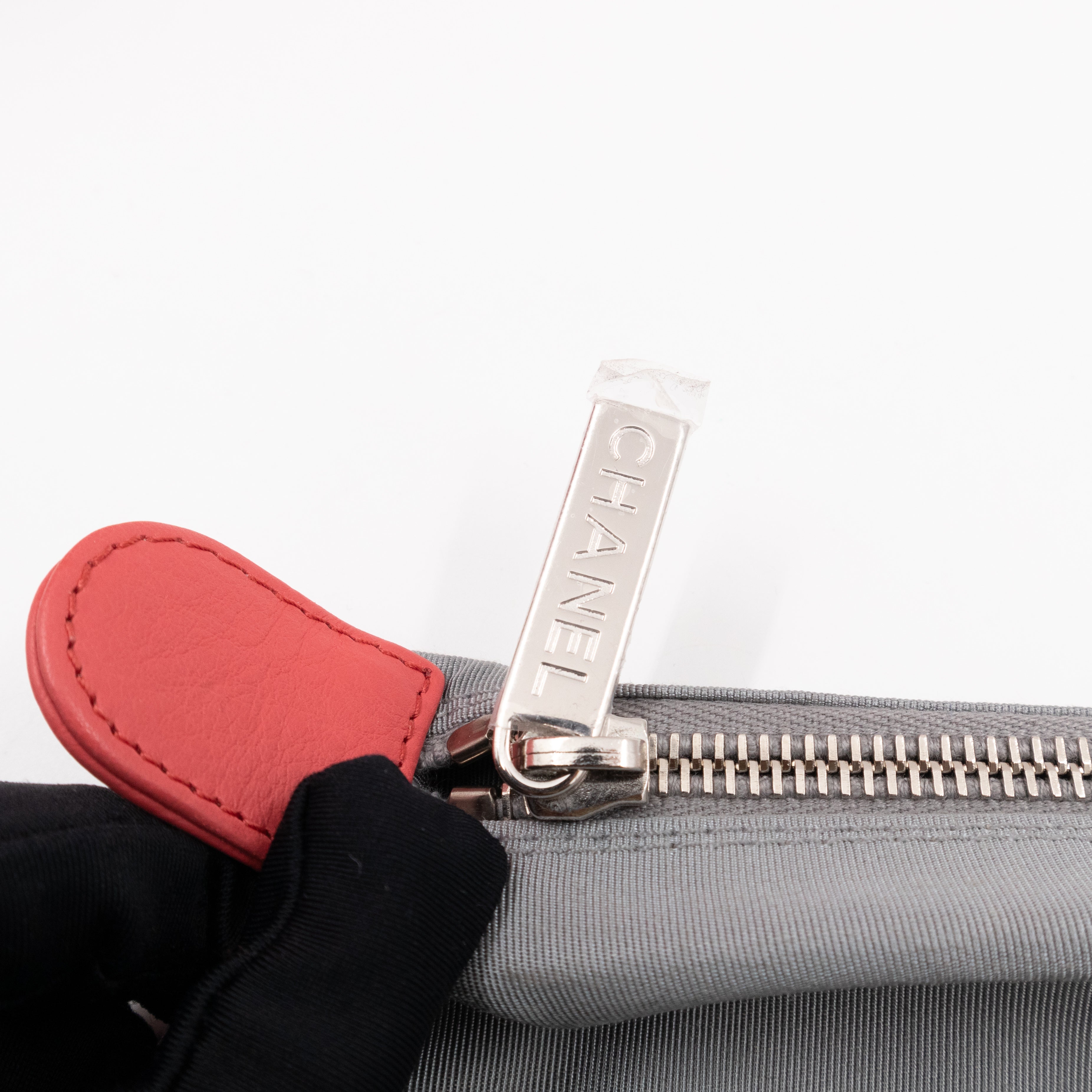 Executive Cerf Tote Coral Pink Leather Silver