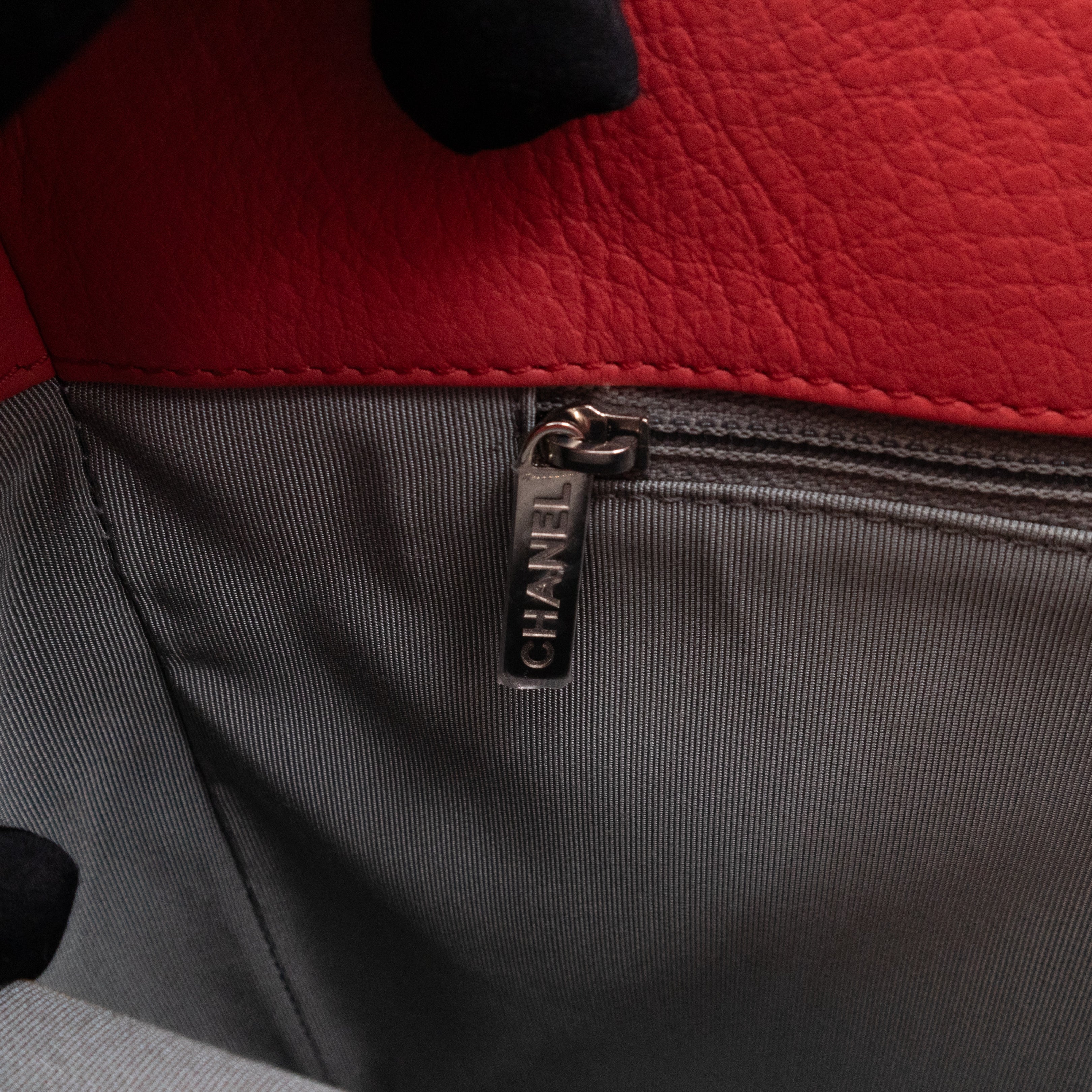 Executive Cerf Tote Coral Pink Leather Silver