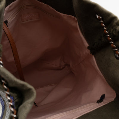 Chanel Cuba La Habana Backpack Green Sequin Canvas – Queen  display picture 1