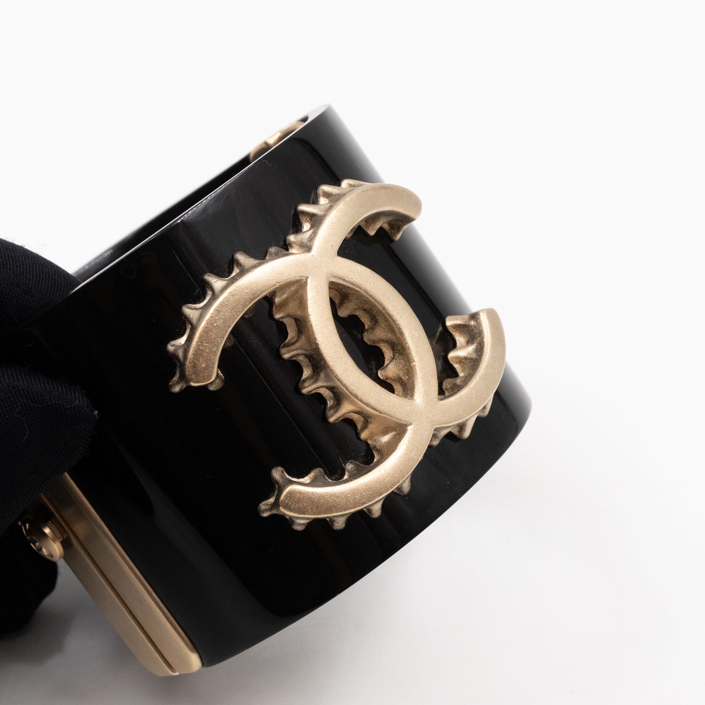 CC Cuff Bracelet with Chain Black and Gold