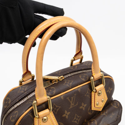 Manhattan PM Monogram