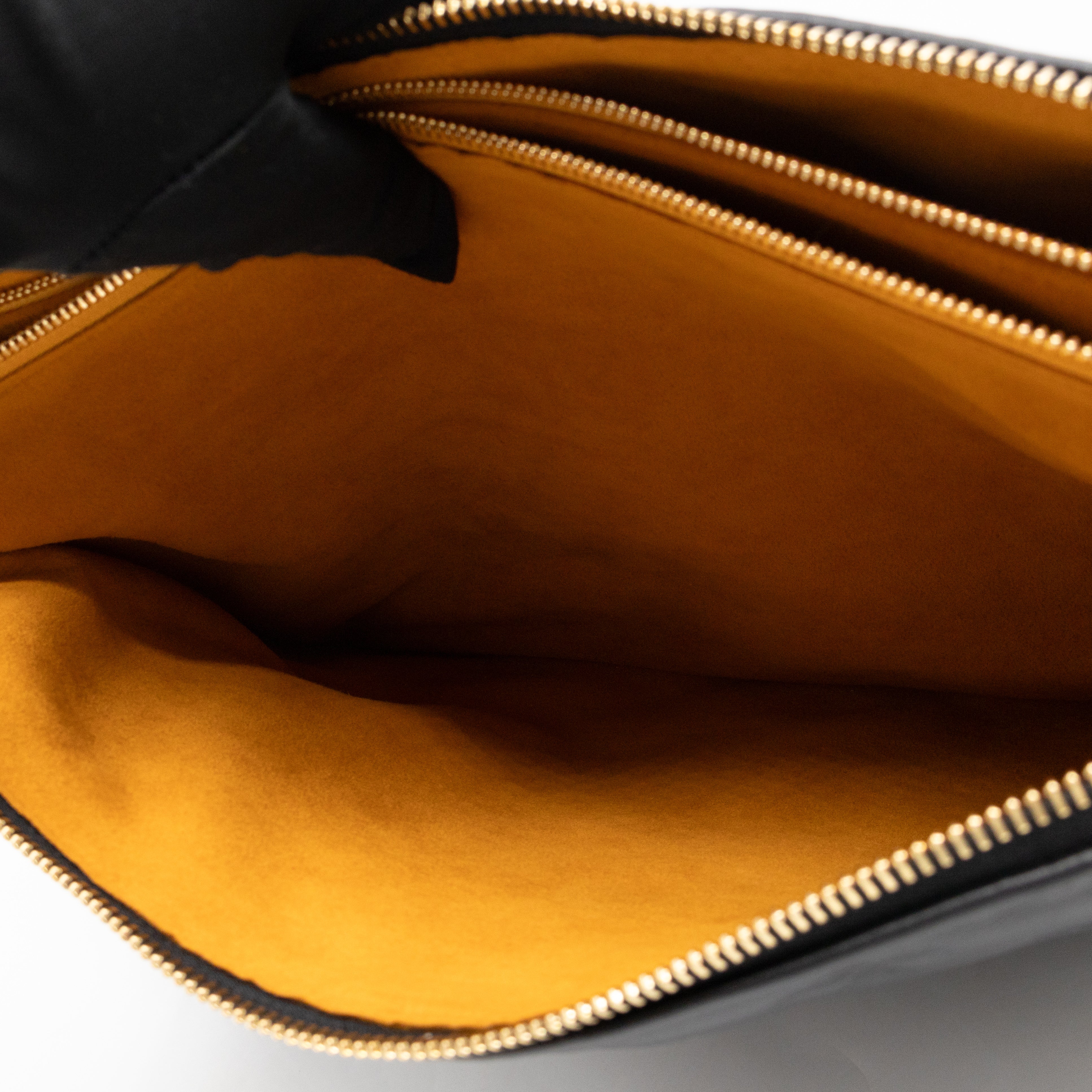 Coussin MM Black Leather