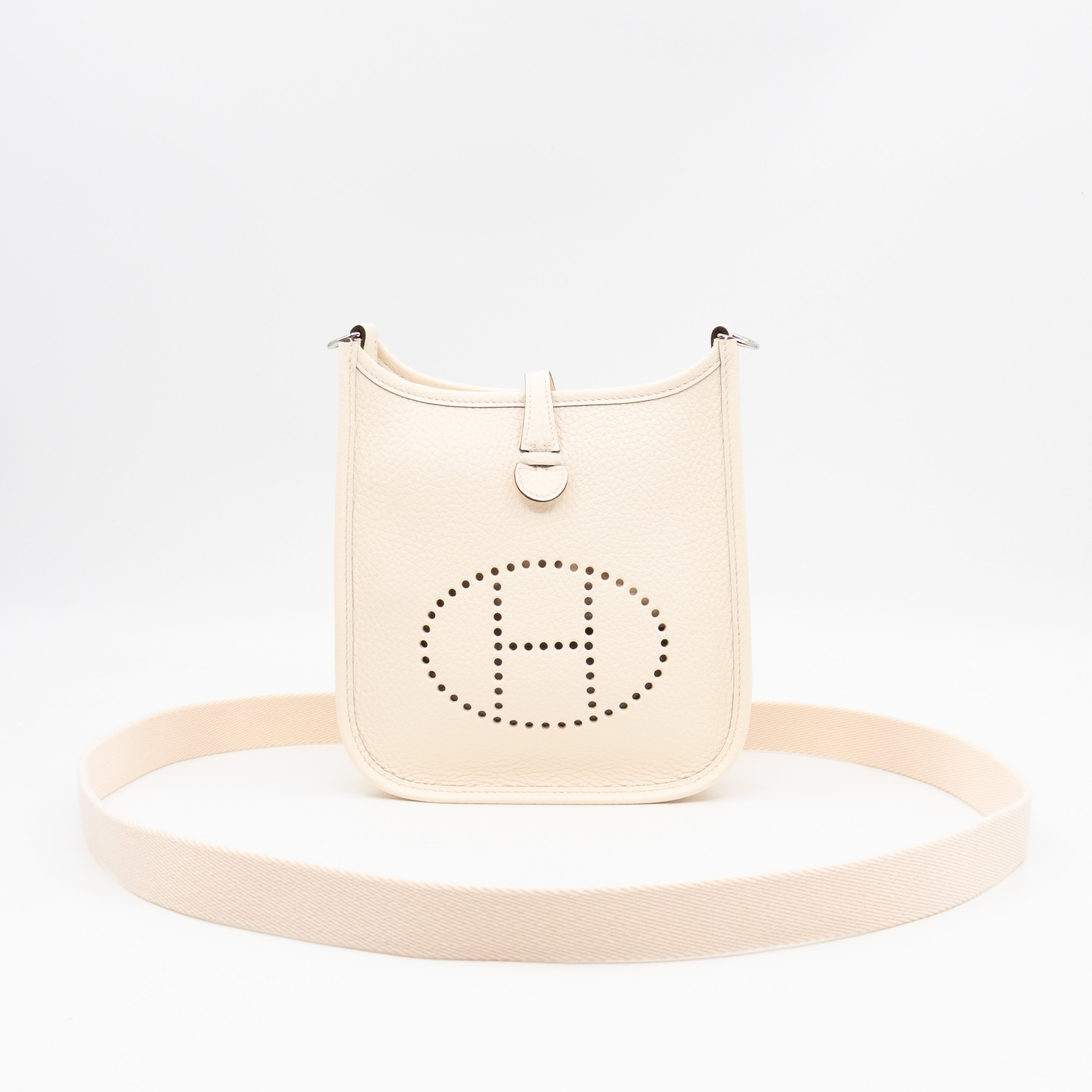 Evelyne 16 Mini Nata Leather