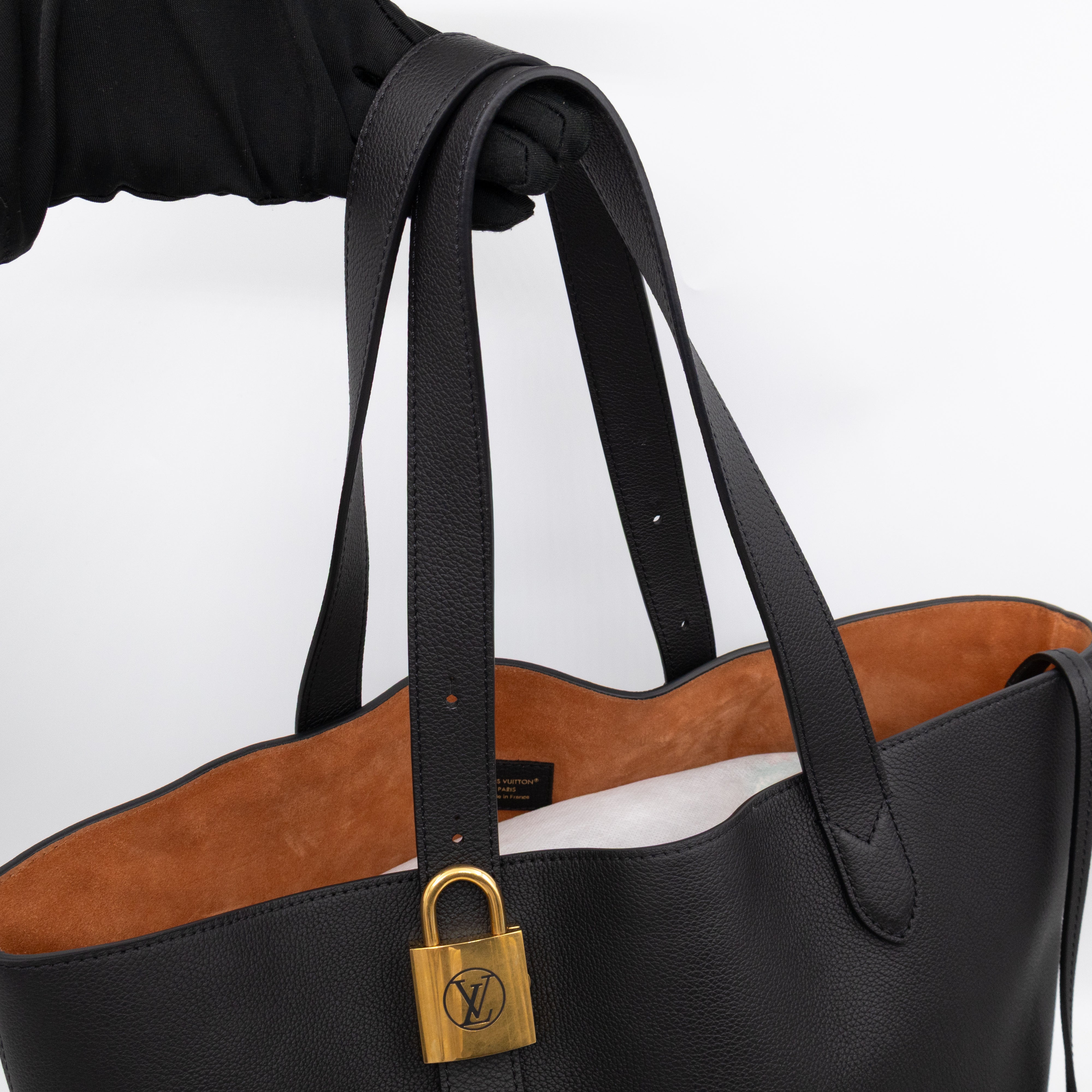 Low Key Cabas MM Black Leather